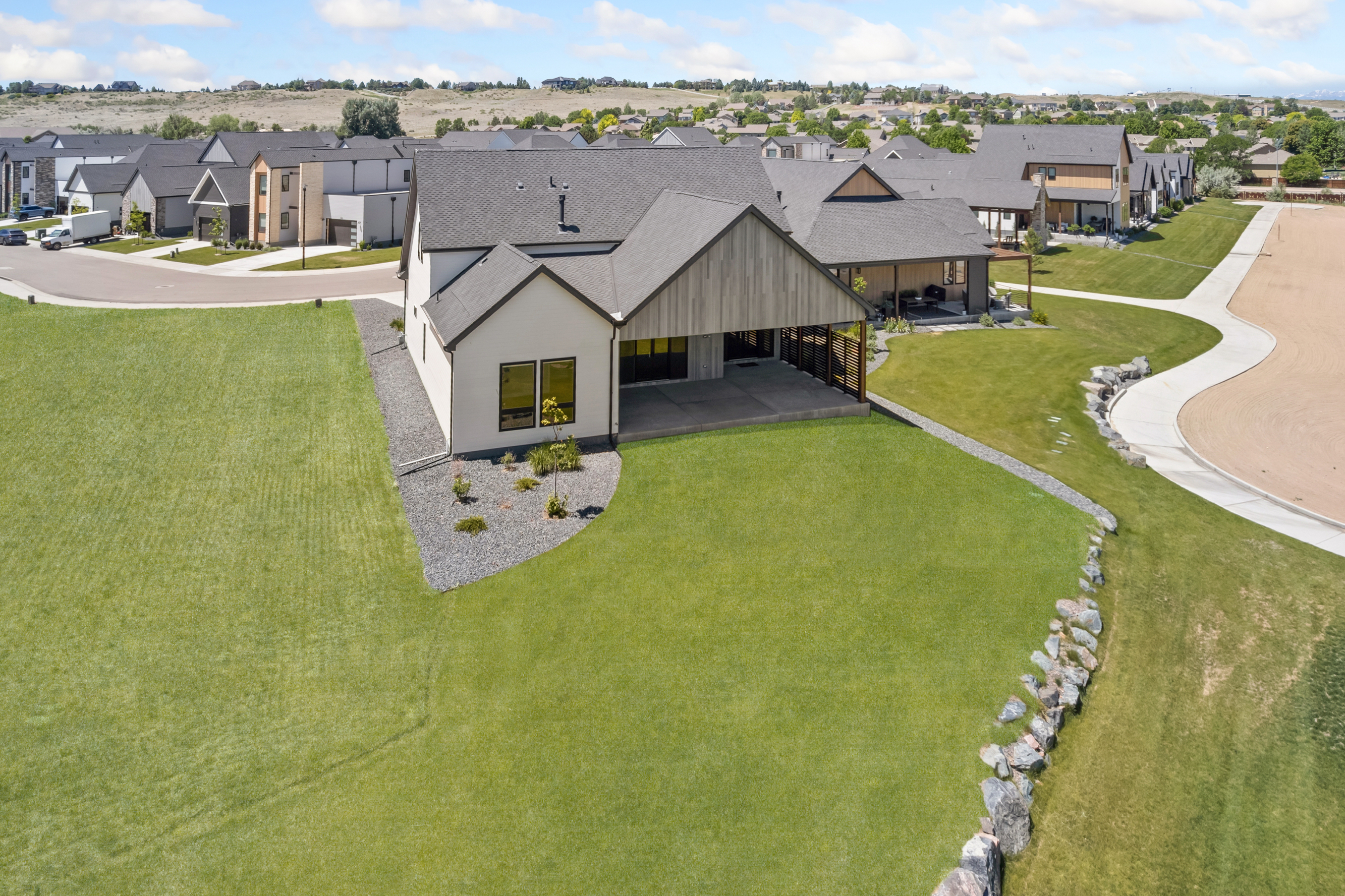  Water Valley Lakefront Living Located on one of the Best Lots - 物件實景