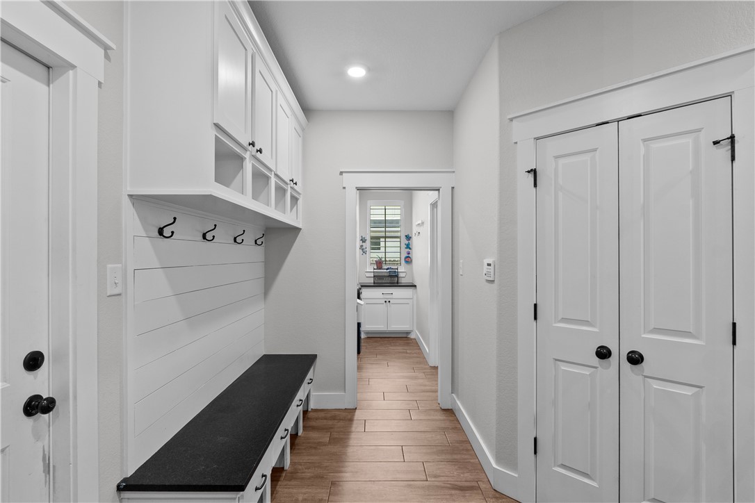 College Station, Texas, 77845, United States, 4 Bedrooms Bedrooms, ,4 BathroomsBathrooms,Residential,For Sale,1862401