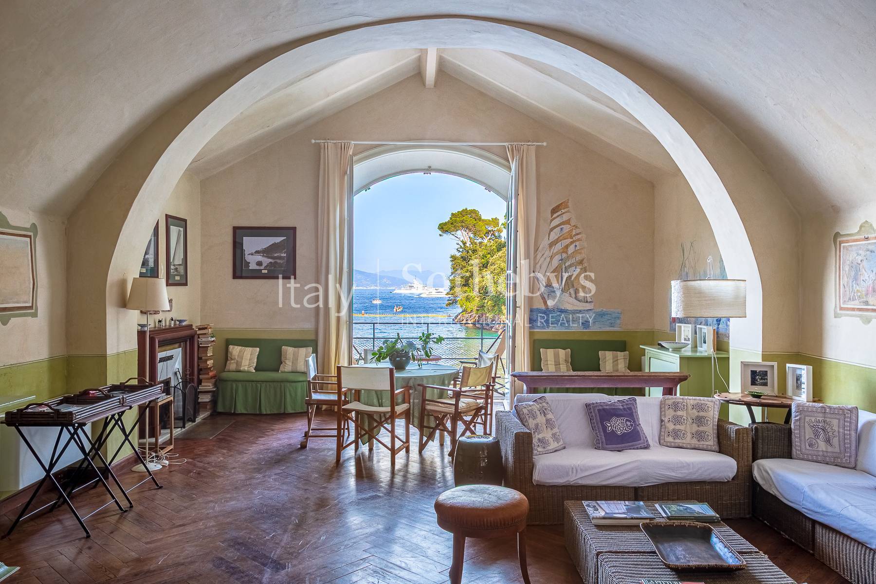  Magnificent Property with Direct Access to the Sea - 物件實景
