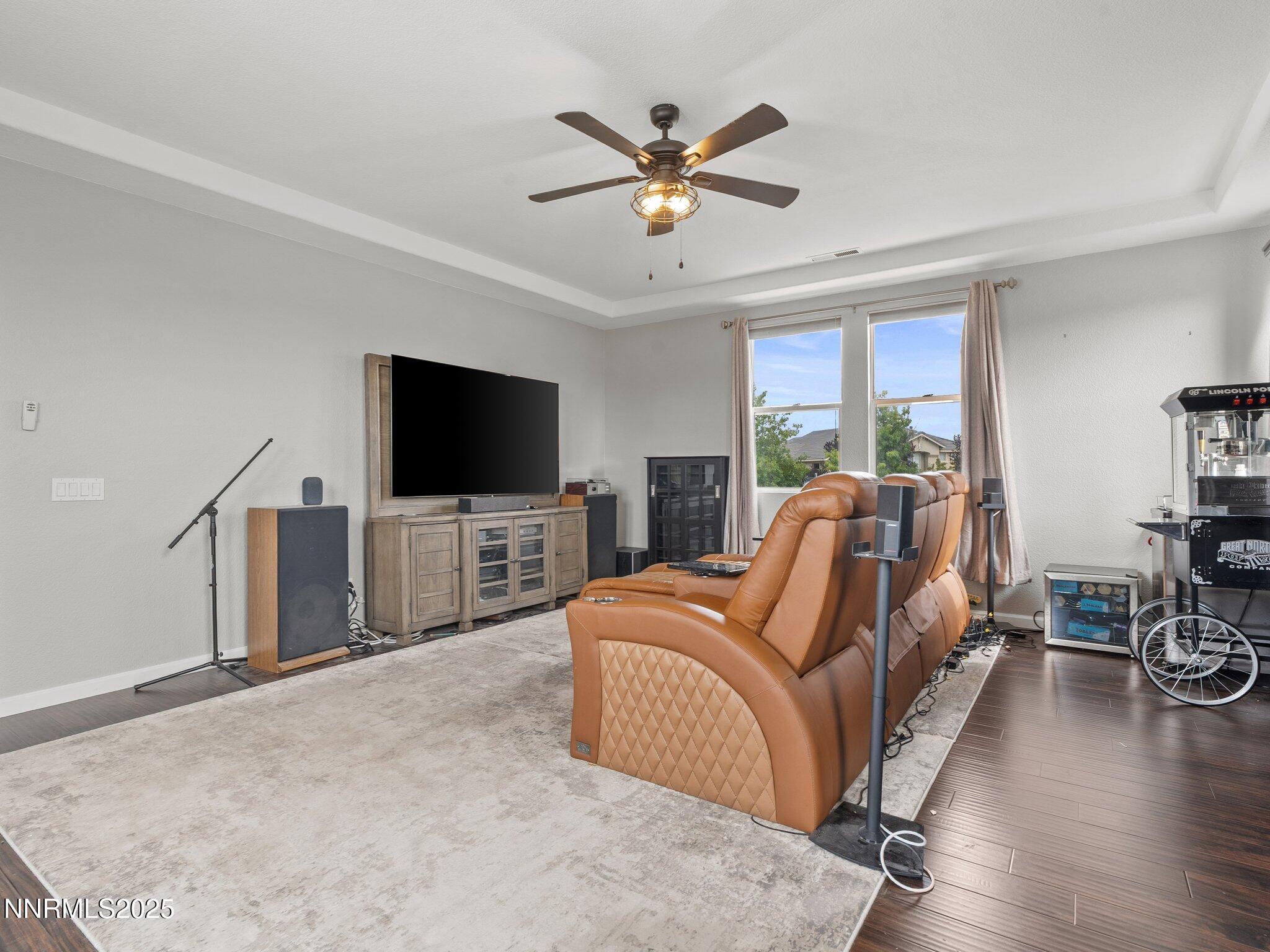 Sparks, Nevada, 89436, United States, 4 Bedrooms Bedrooms, ,3 BathroomsBathrooms,Residential,For Sale,1948184