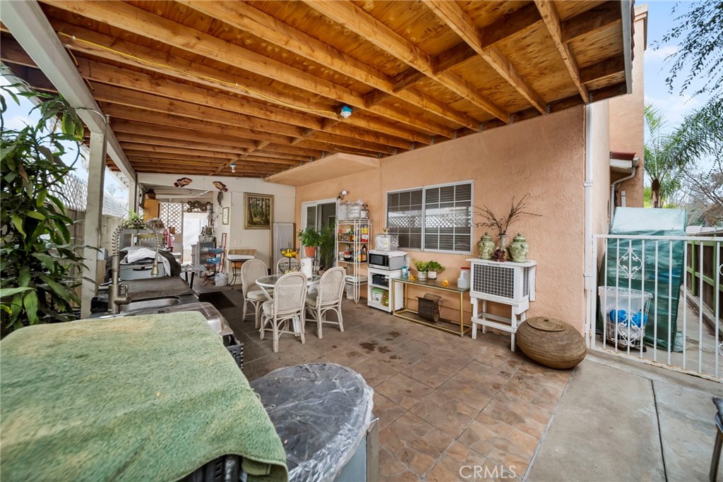 Los Angeles, California, 90041, United States, ,Residential,For Sale,2013561