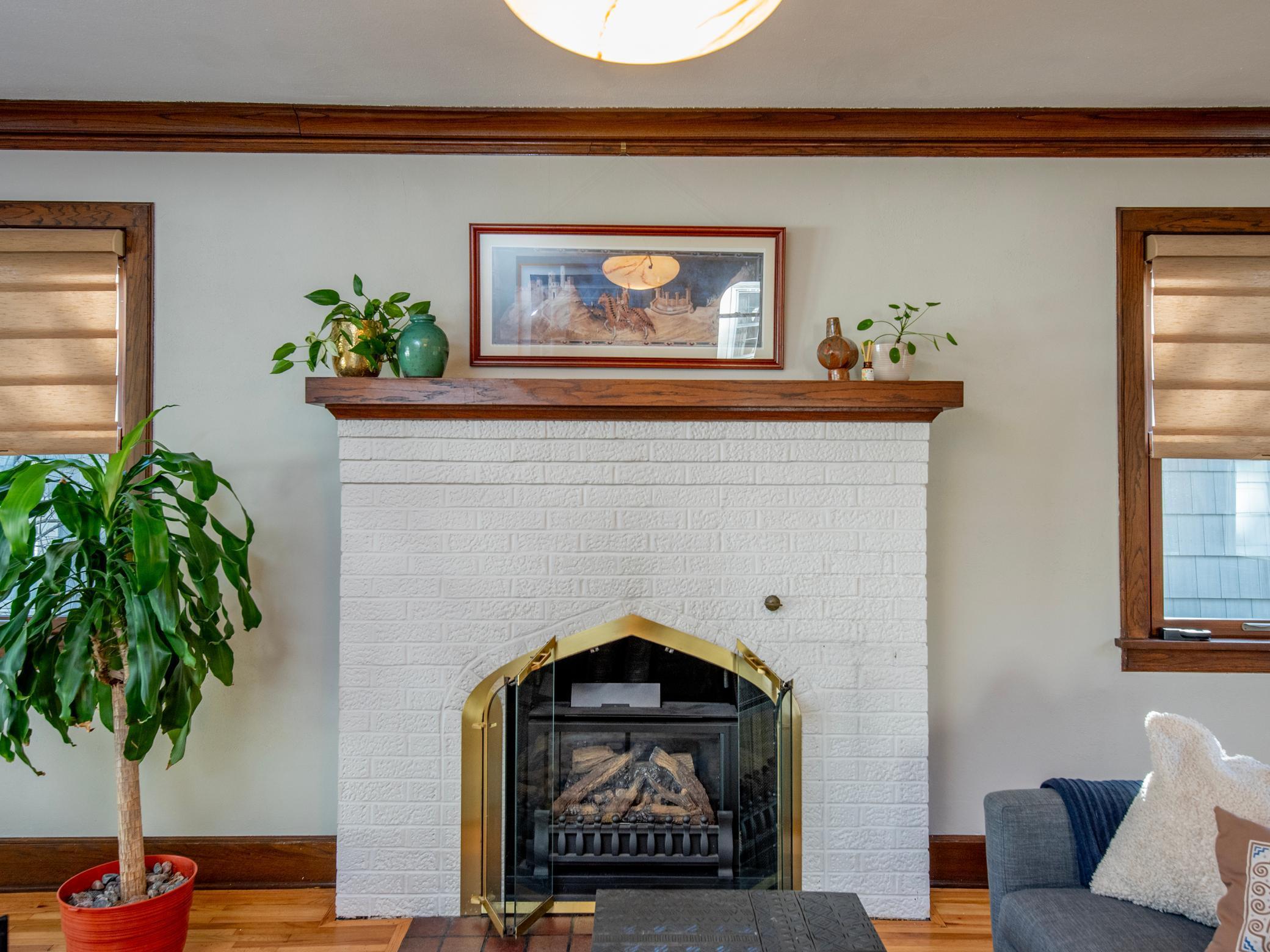 Saint Paul, Minnesota, 55104, United States, 3 Bedrooms Bedrooms, ,1 BathroomBathrooms,Residential,For Sale,1988037