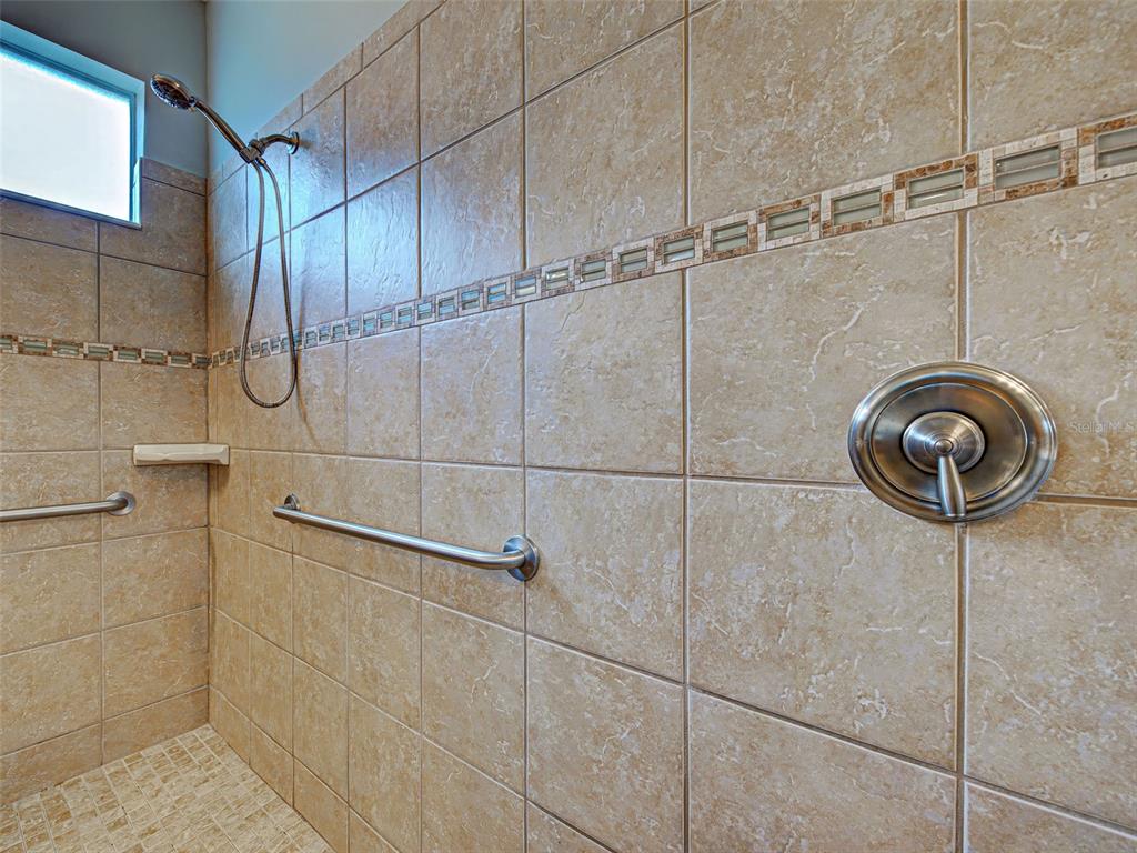 Venice, Florida, 34292, United States, 2 Bedrooms Bedrooms, ,2 BathroomsBathrooms,Residential,For Sale,1982301