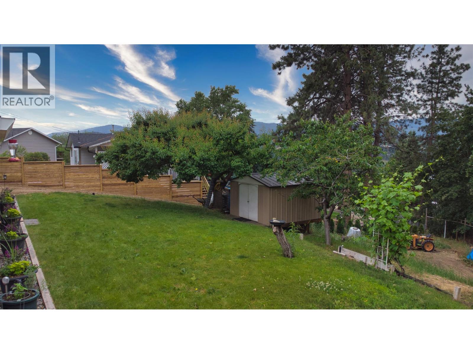 LAKE COUNTRY, British Columbia, V4V 1W7, CA, 2 Bedrooms Bedrooms, ,2 BathroomsBathrooms,Residential,For Sale,1950731