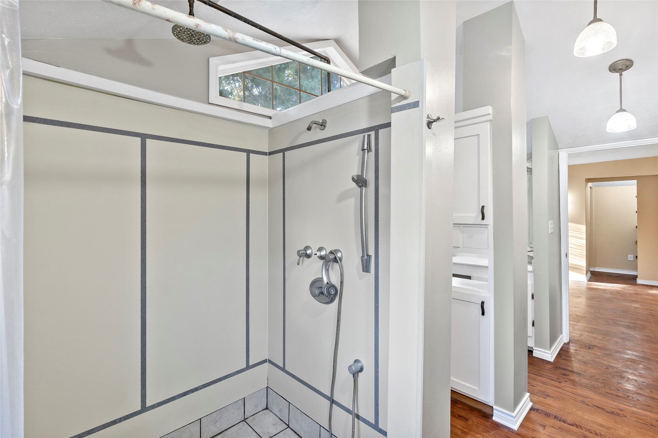 Bryan, Texas, 77808, United States, 4 Bedrooms Bedrooms, ,3 BathroomsBathrooms,Residential,For Sale,1999892