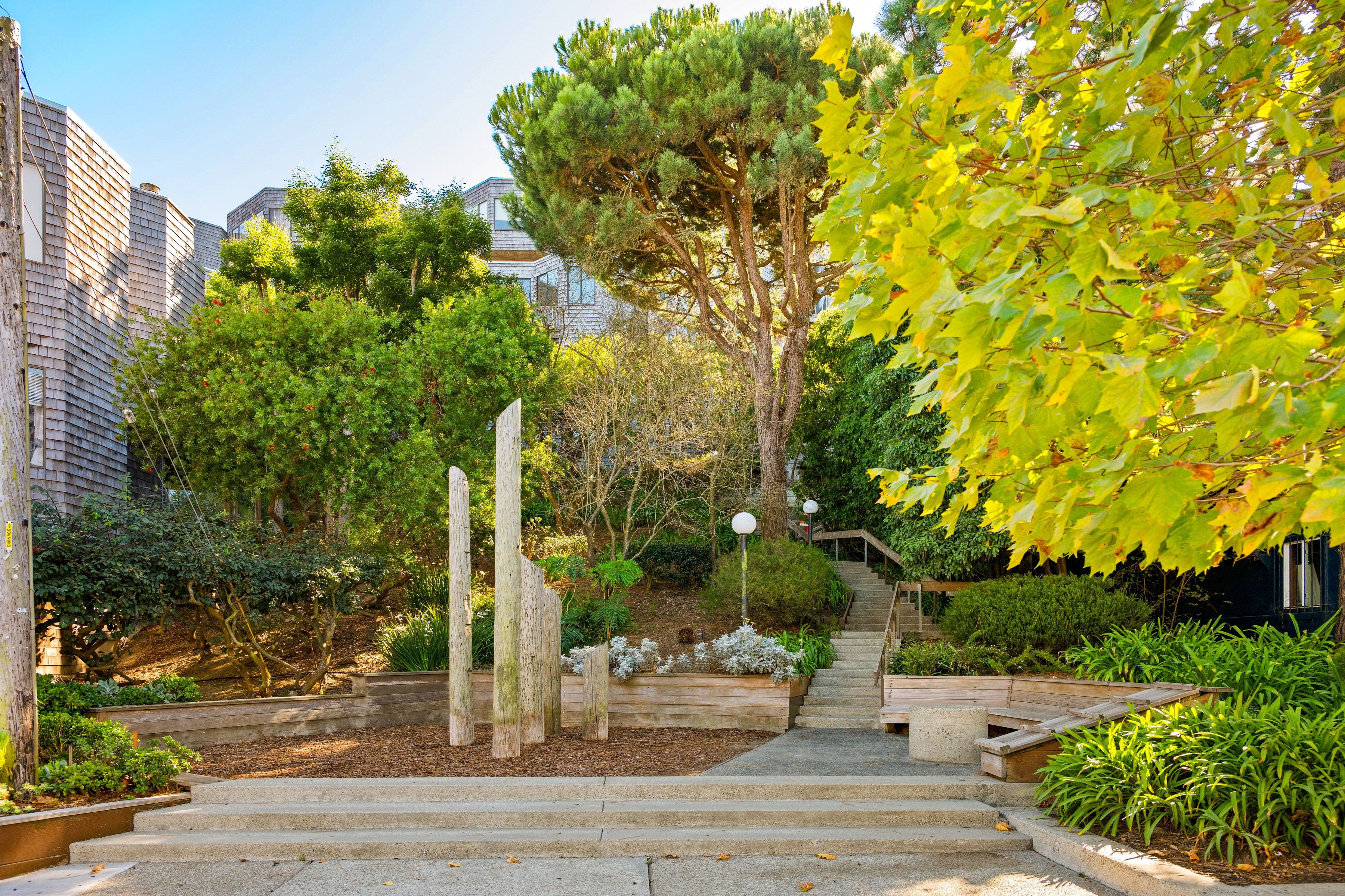 4709 25th Street - 物件實景