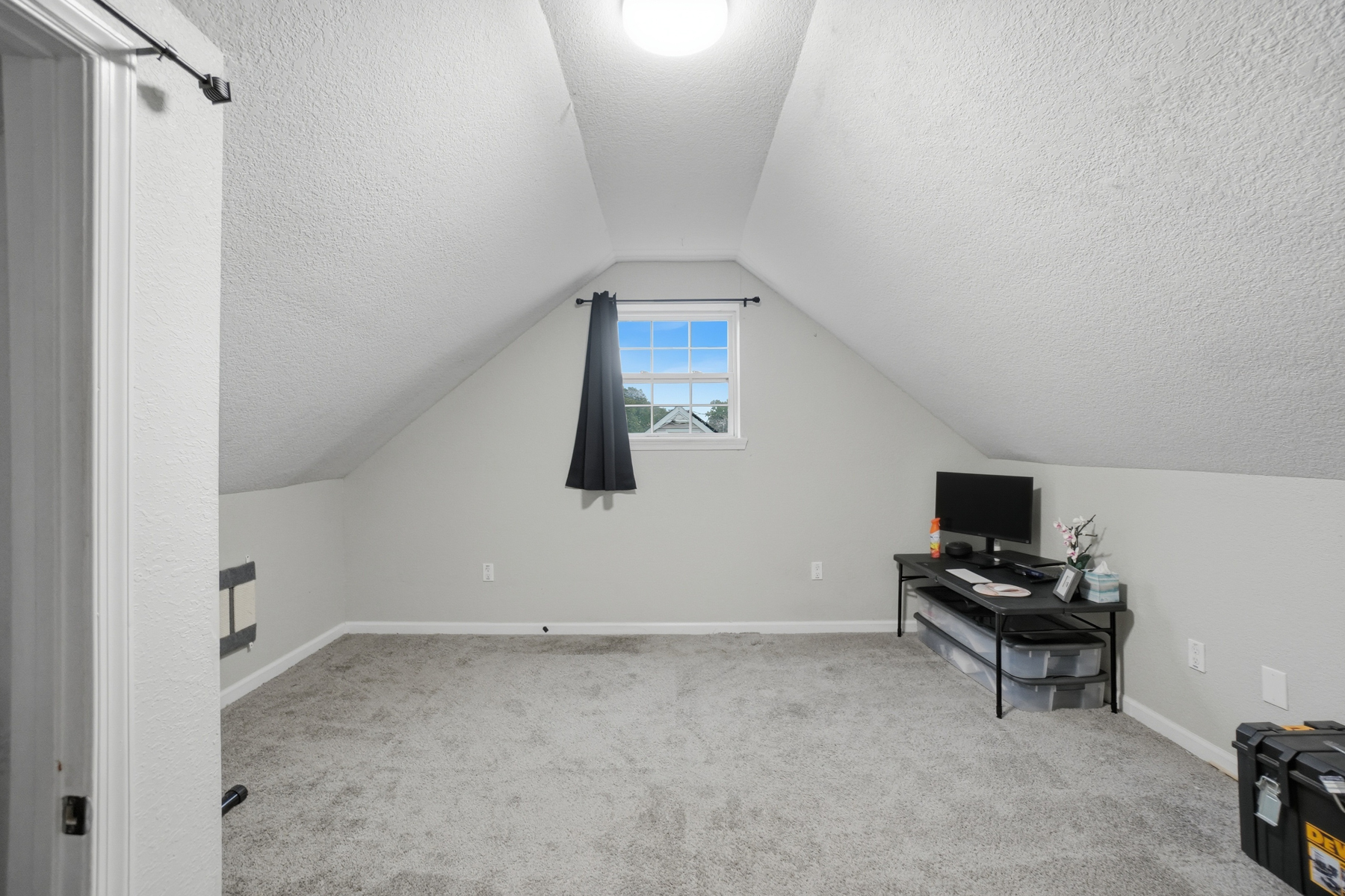  2304 Elaine Avenue, Norfolk, VA 23518 - 物件實景