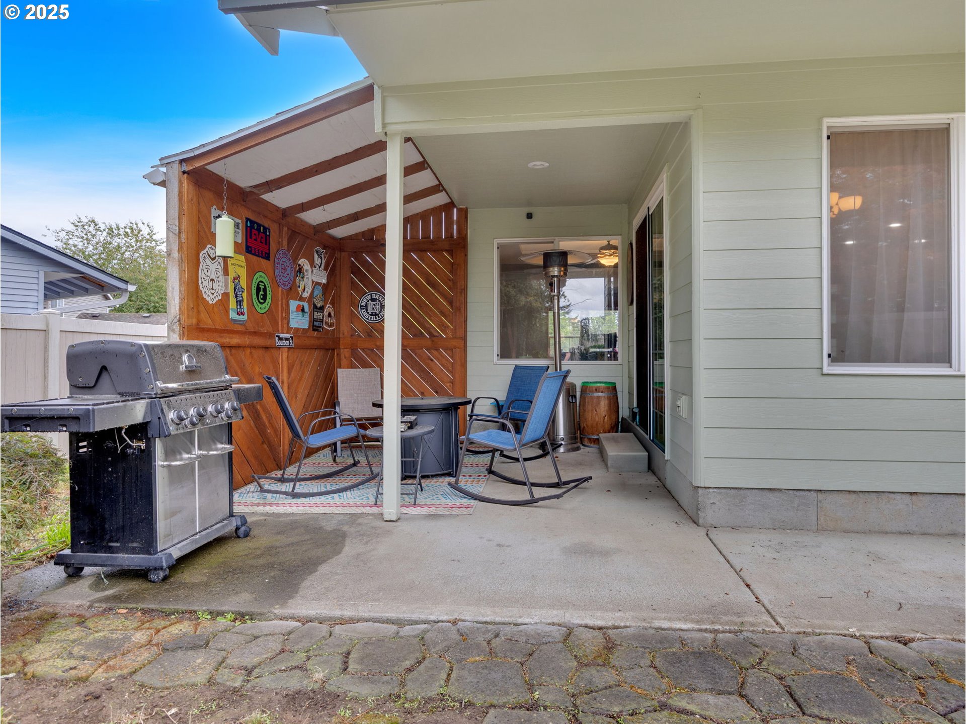 Troutdale, Oregon, 97060, United States, 3 Bedrooms Bedrooms, ,2 BathroomsBathrooms,Residential,For Sale,1996505