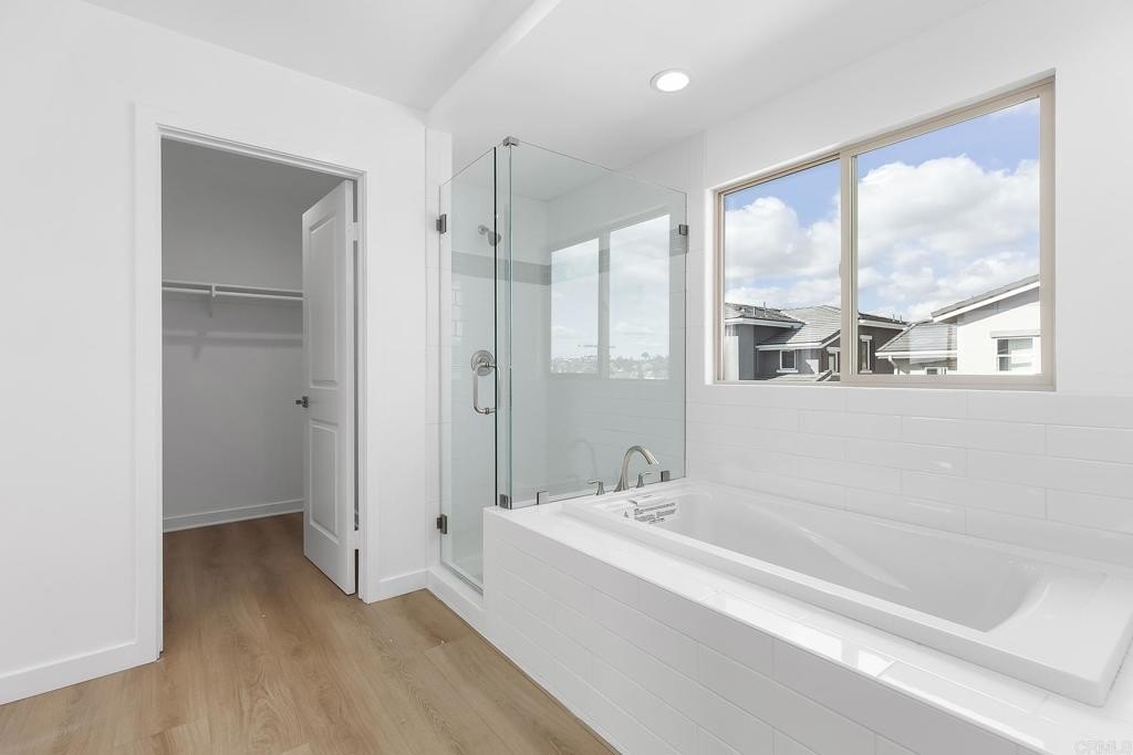 Lemon Grove, California, 91945, United States, 3 Bedrooms Bedrooms, ,3 BathroomsBathrooms,Residential,For Sale,1925665