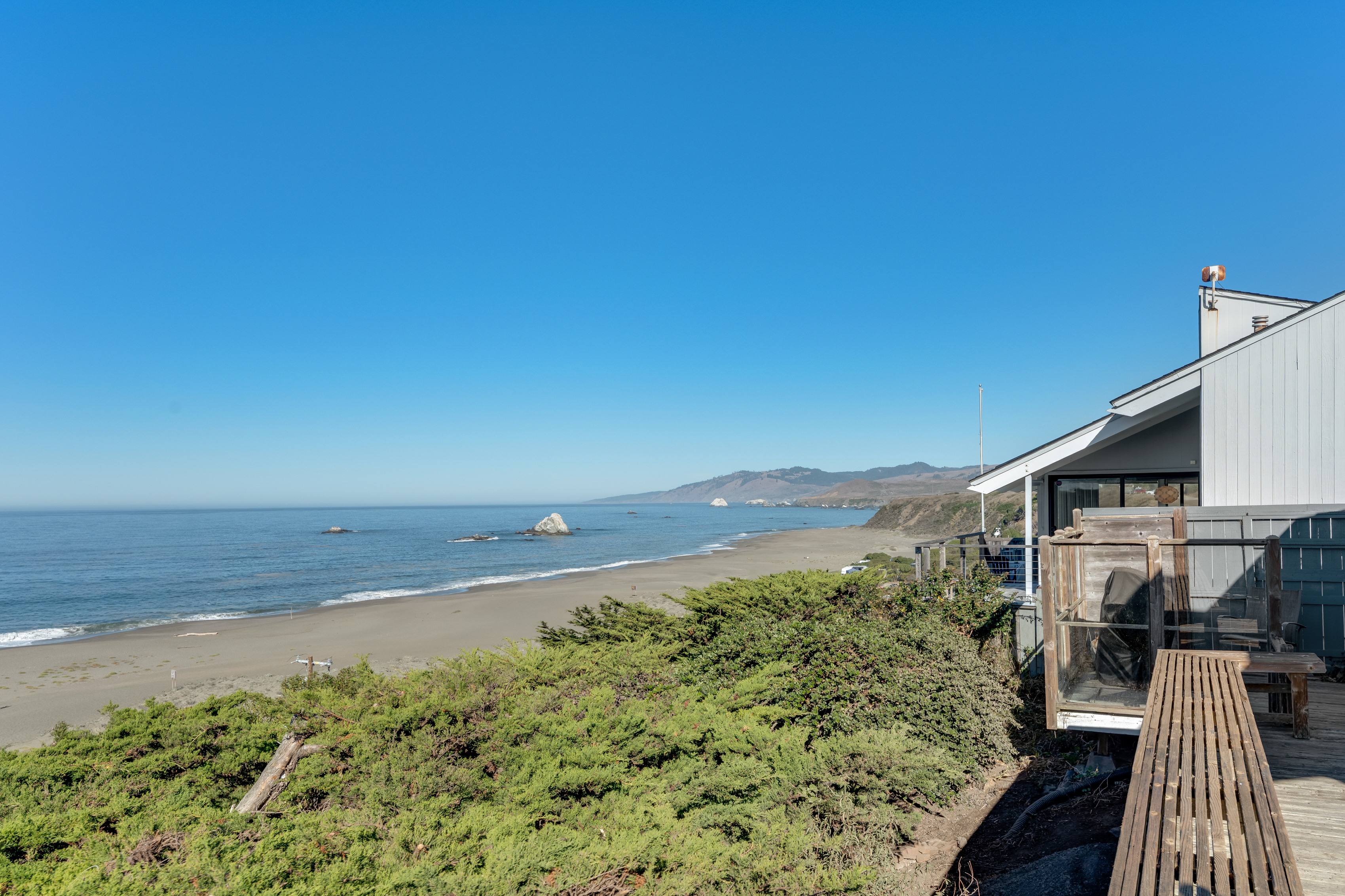  7141 Cliff Avenue, Bodega Bay, CA 94923 - 物件實景