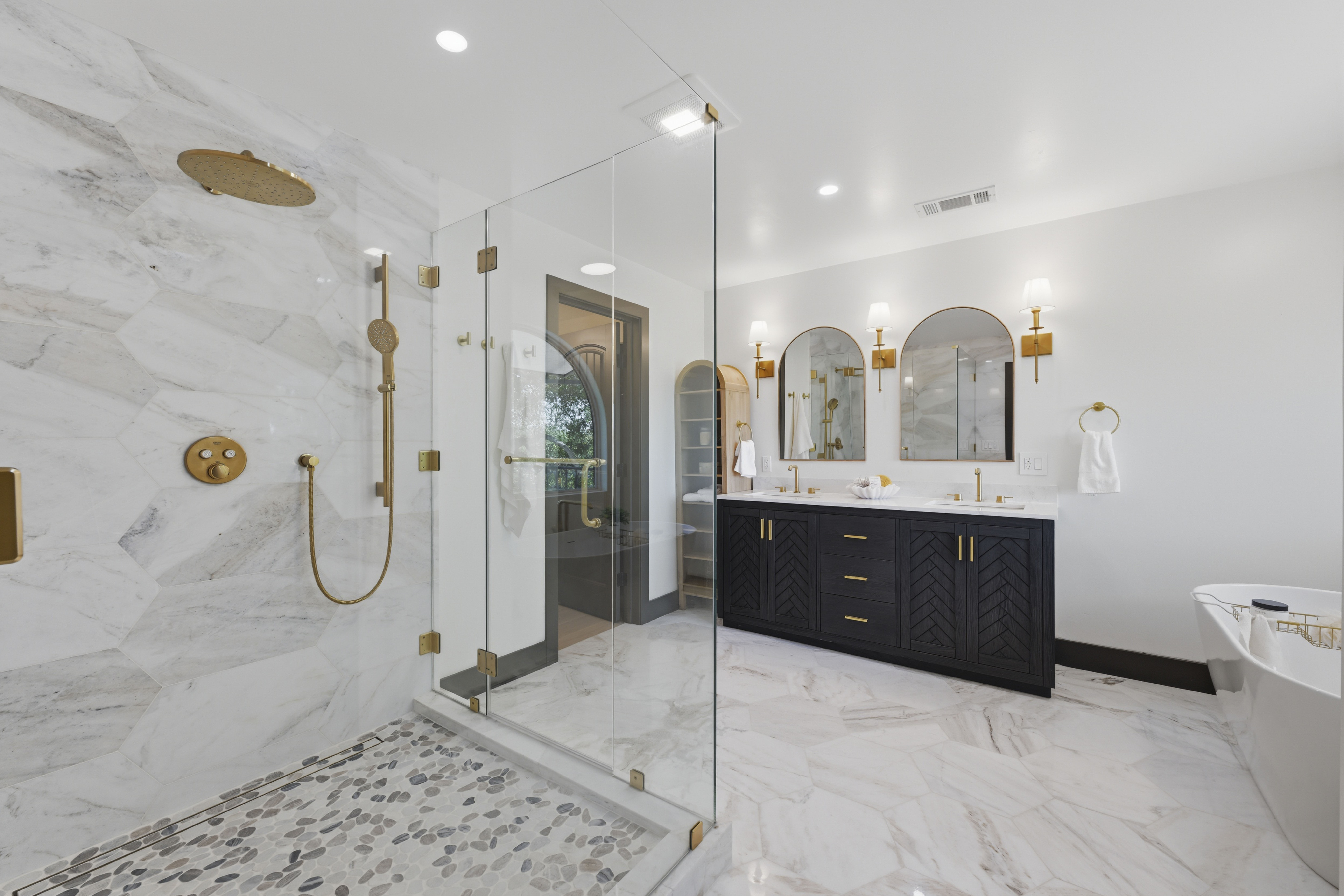  9815 Mira Del Rio Drive, Sacramento, CA 95827 - 物件實景