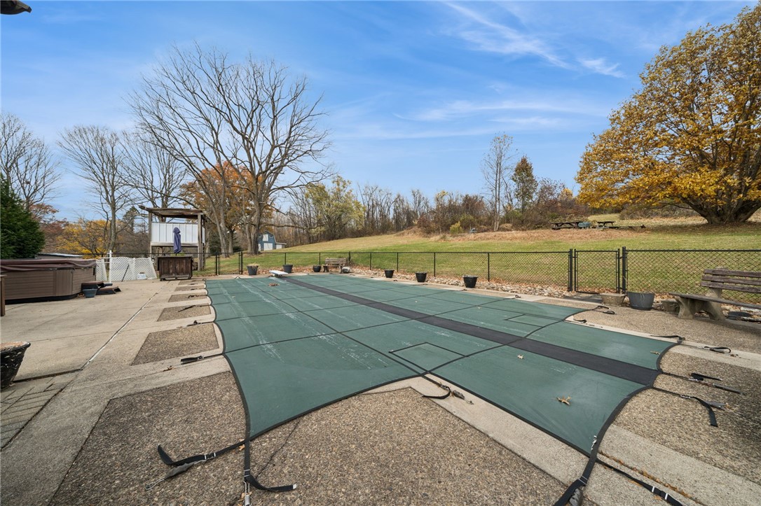 Plum Boro, Pennsylvania, 15239, United States, 4 Bedrooms Bedrooms, ,4 BathroomsBathrooms,Residential,For Sale,1996480