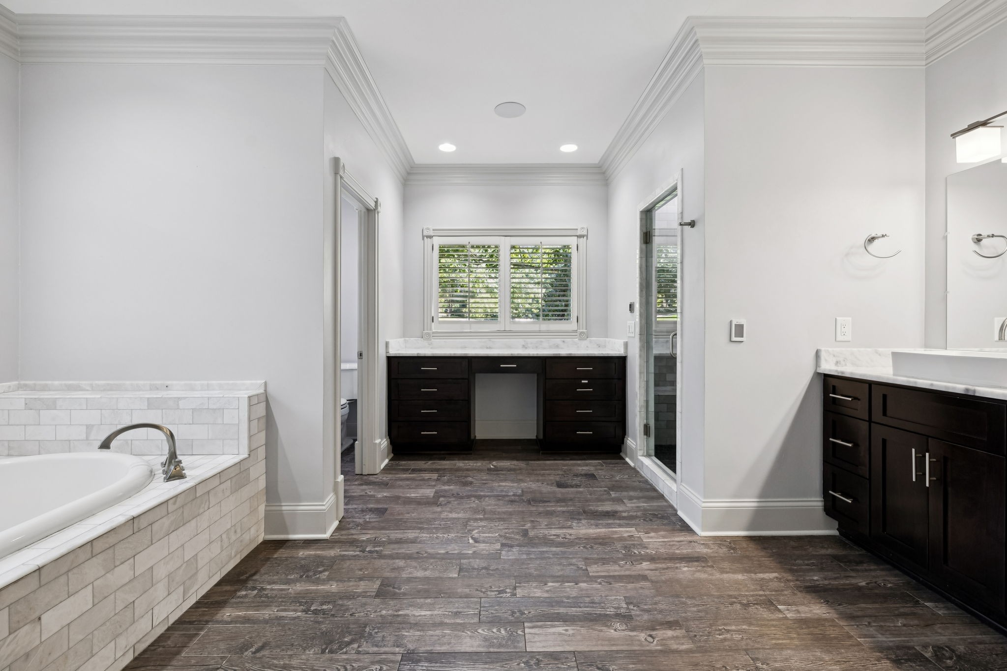 827 Maxwell Ct, Nashville, TN, 37220 - 物件實景
