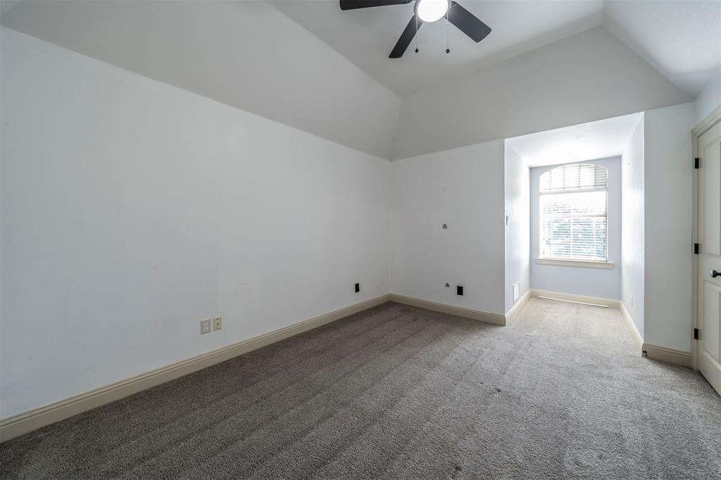 Arlington, Texas, 76017, United States, 4 Bedrooms Bedrooms, ,5 BathroomsBathrooms,Residential,For Sale,1982426