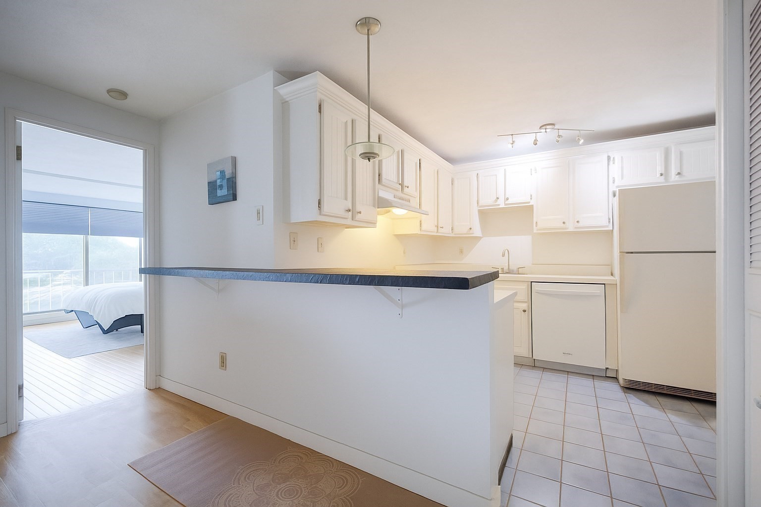 Winthrop, Massachusetts, 02152, United States, 4 Bedrooms Bedrooms, ,2 BathroomsBathrooms,Residential,For Sale,1927935
