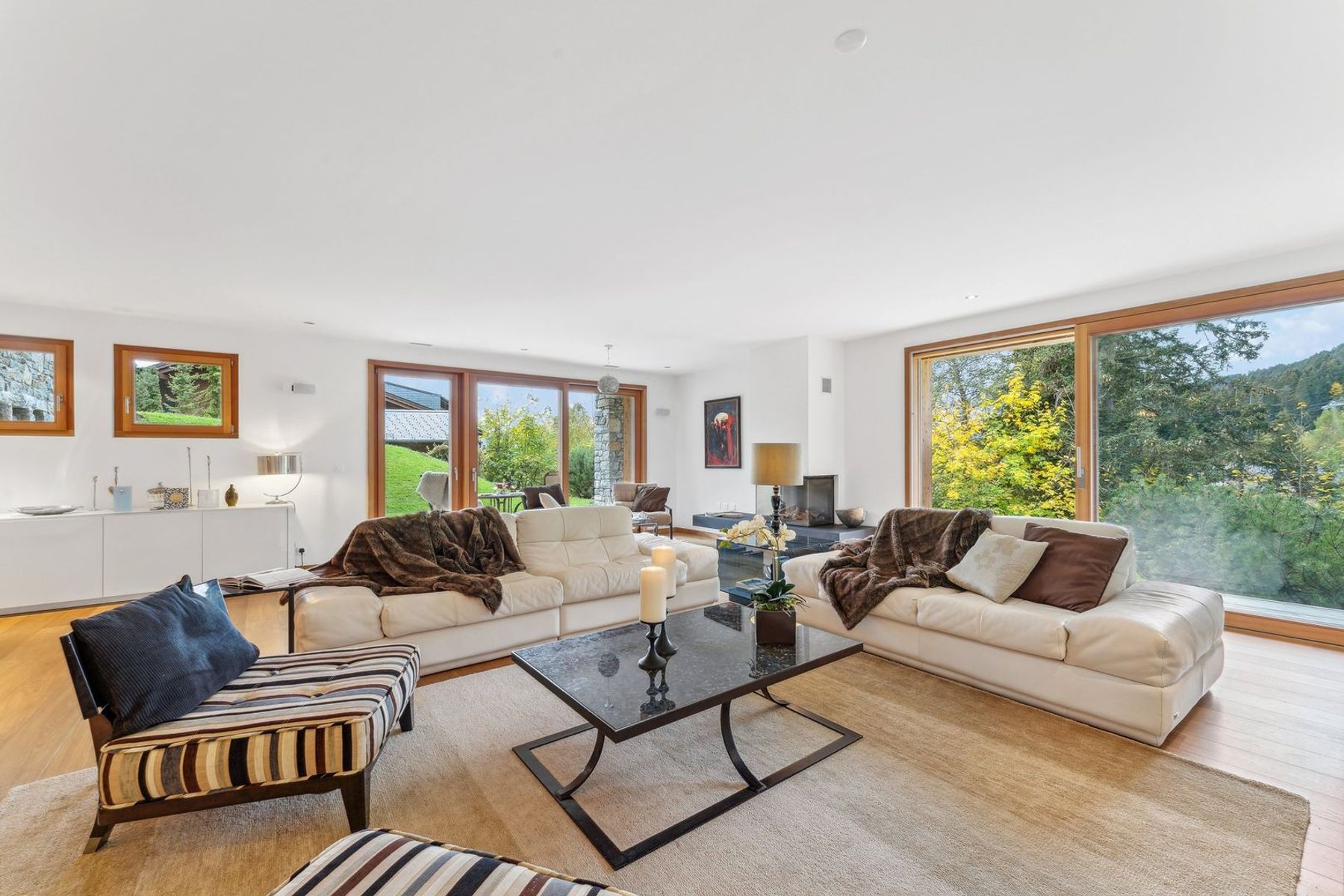  Villars, luxurious 6 pcs contemporary, garden, 2 parkings, ski in/ski out - 物件實景