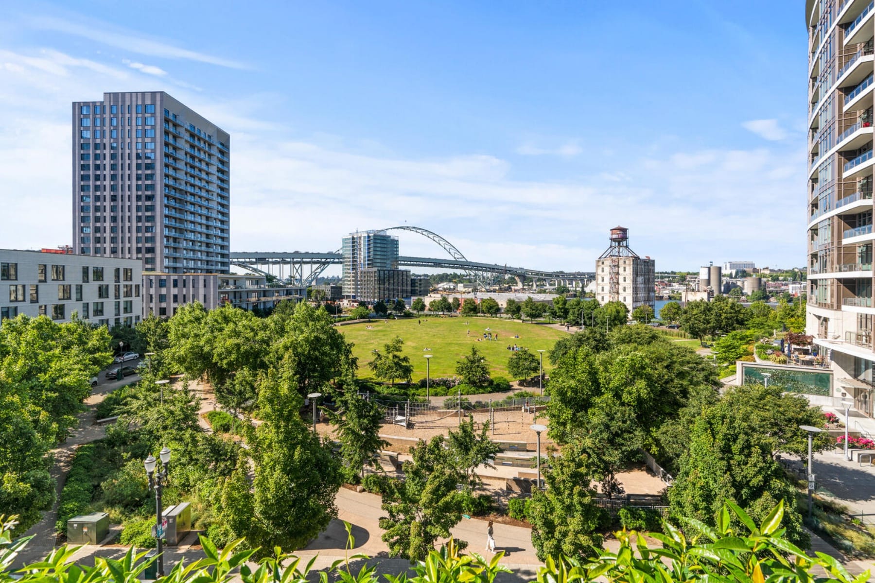  1075 NW NORTHRUP ST #204 Portland, OR 97209 - 物件實景