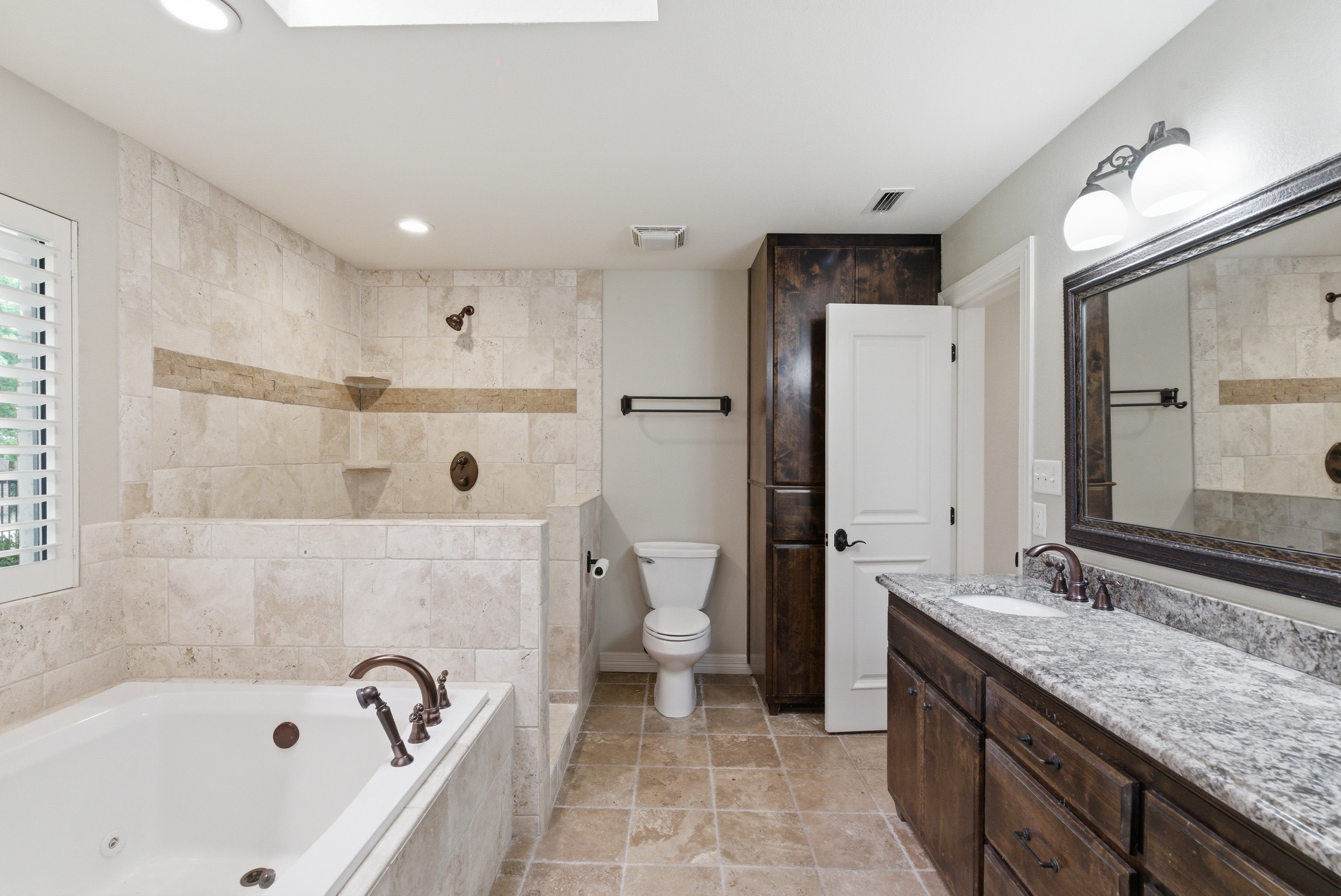  1515 Oak Forest Drive, Graham, TX, 76450 - 物件實景