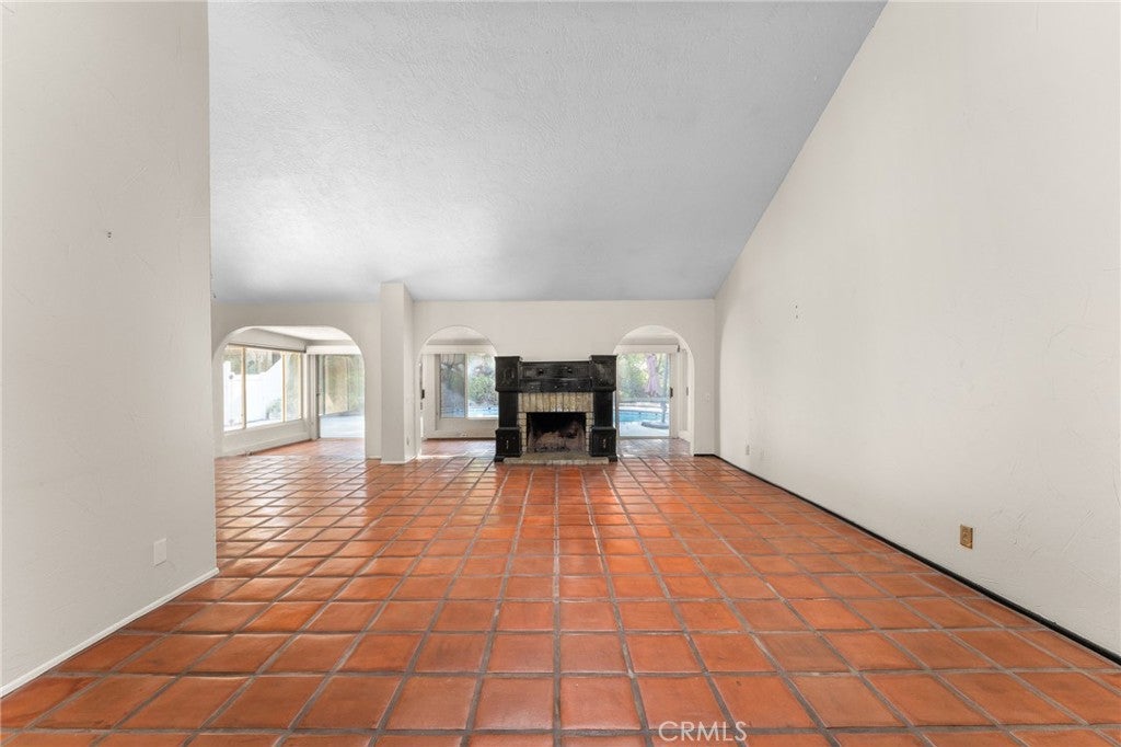 Redlands, California, 92373, United States, 4 Bedrooms Bedrooms, ,4 BathroomsBathrooms,Residential,For Sale,1995131