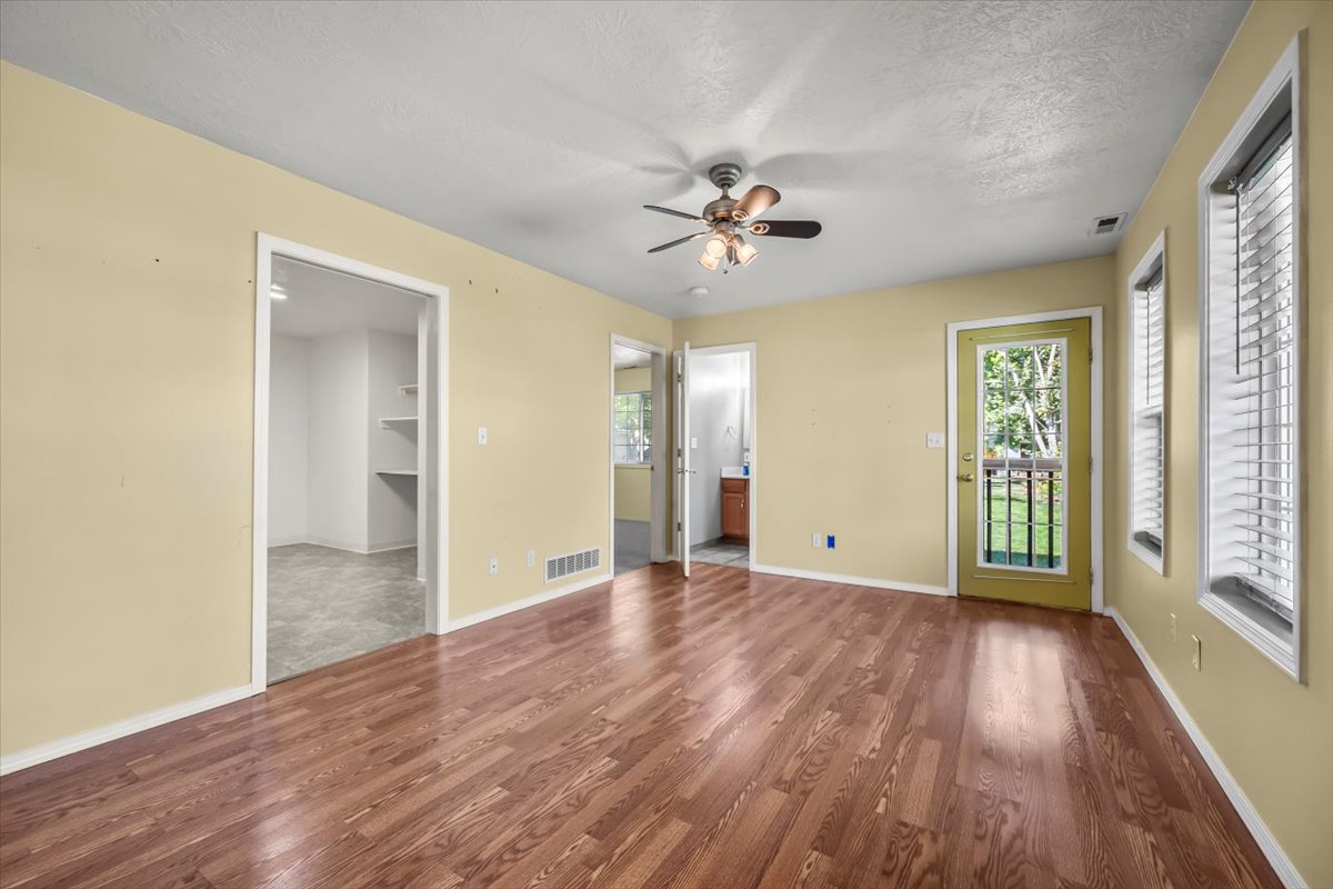 Caldwell, Idaho, 83605, United States, 4 Bedrooms Bedrooms, ,3 BathroomsBathrooms,Residential,For Sale,1938152