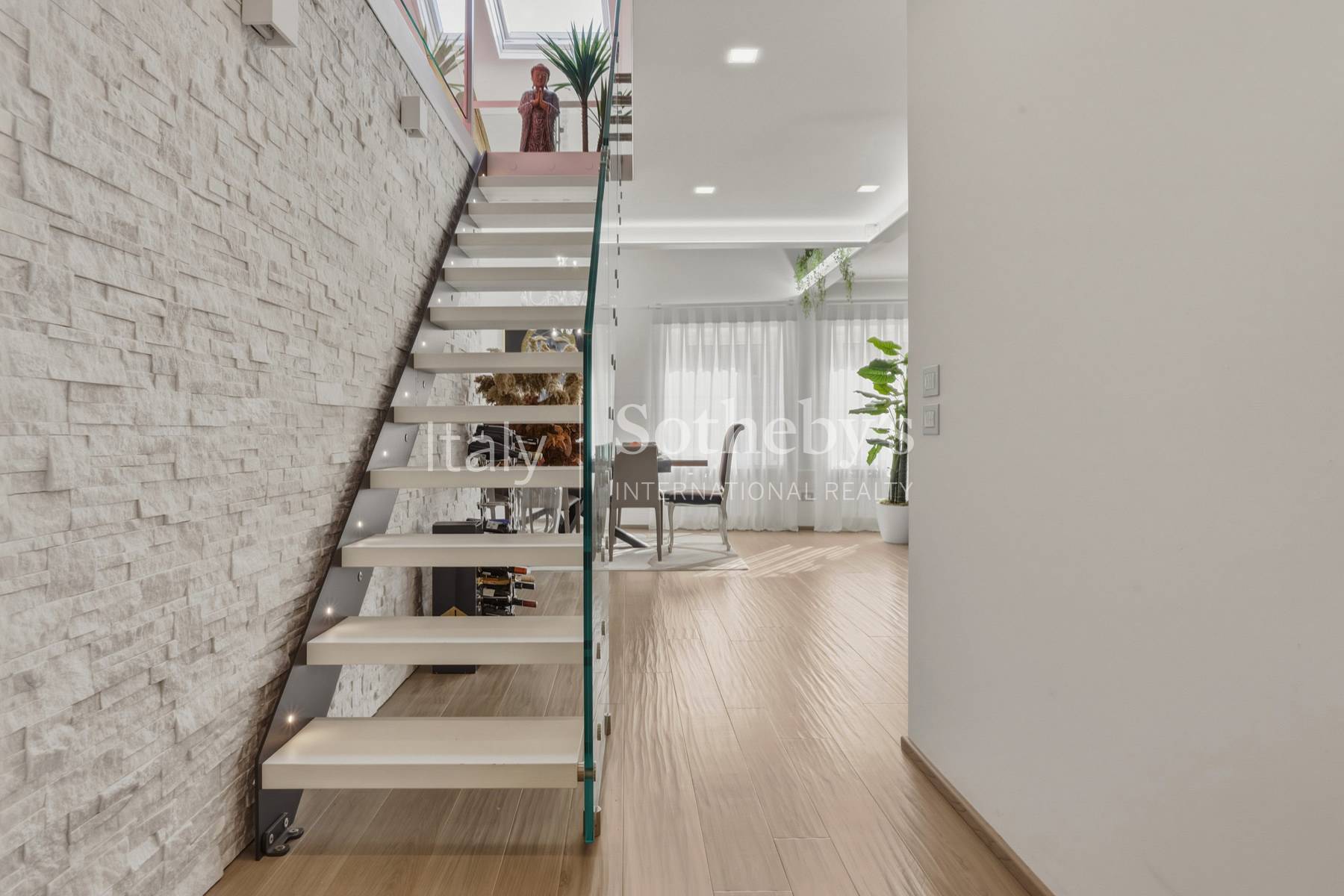  Elegant Penthouse in Verona’s Historic Centre - 物件實景