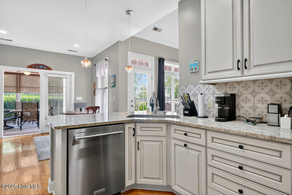 Leland, North Carolina, 28451, United States, 4 Bedrooms Bedrooms, ,3 BathroomsBathrooms,Residential,For Sale,1926317