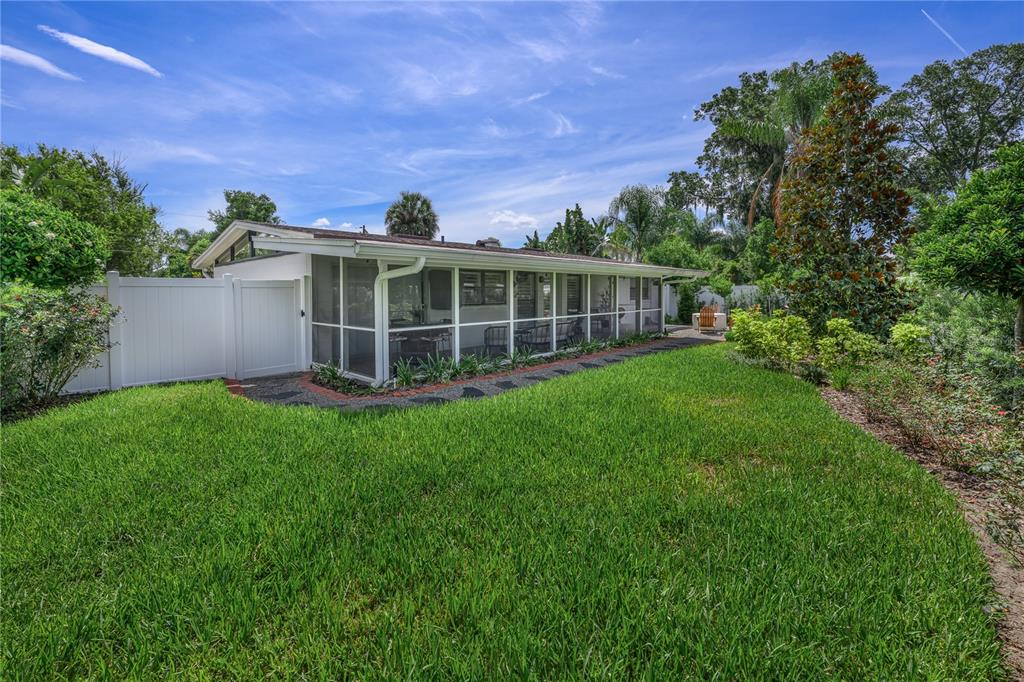 Maitland, Florida, 32751, United States, 3 Bedrooms Bedrooms, ,2 BathroomsBathrooms,Residential,For Sale,1890737