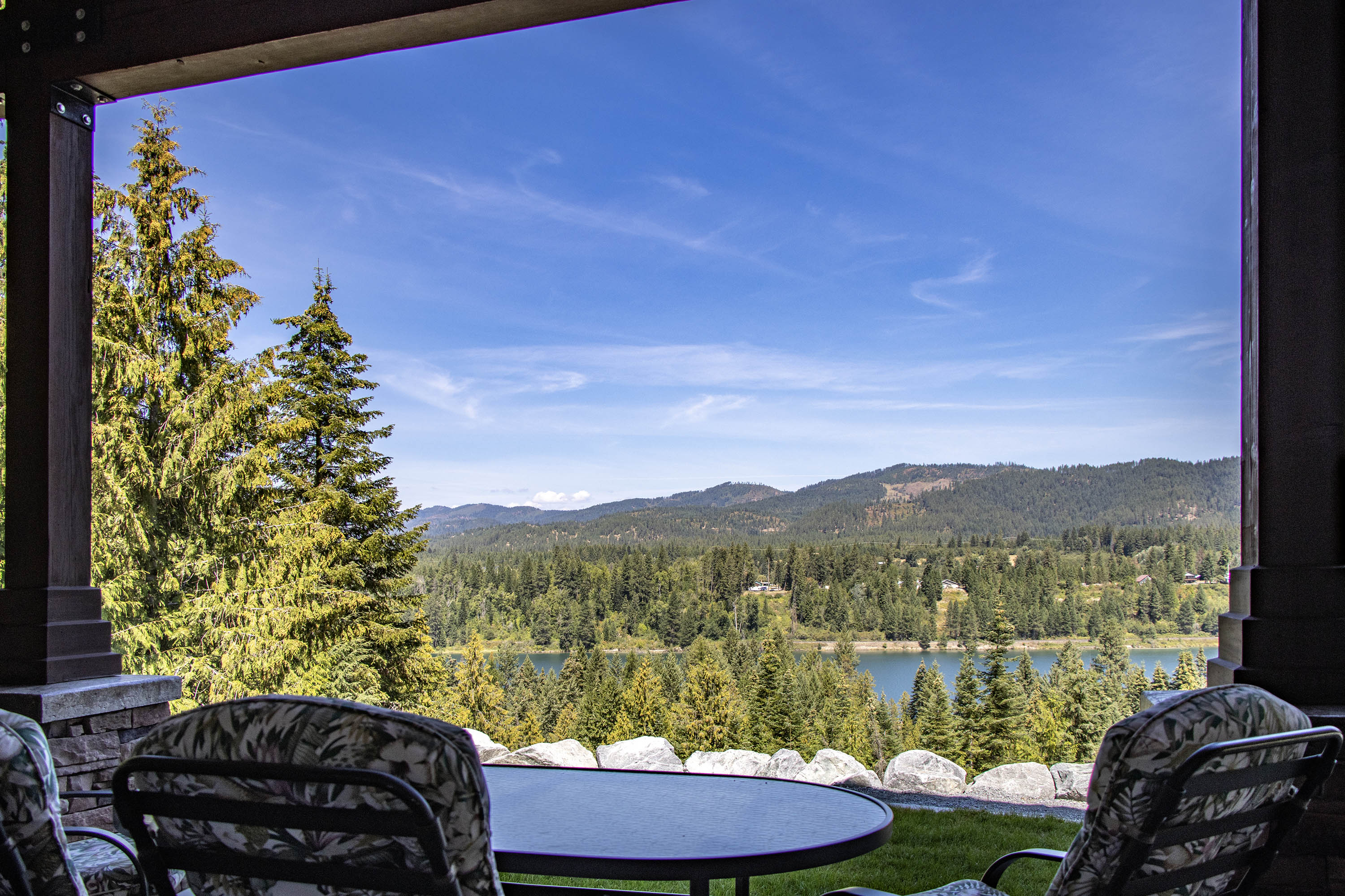 Priest River, Idaho, 83856, United States, 4 Bedrooms Bedrooms, ,5 BathroomsBathrooms,Residential,For Sale,1921614