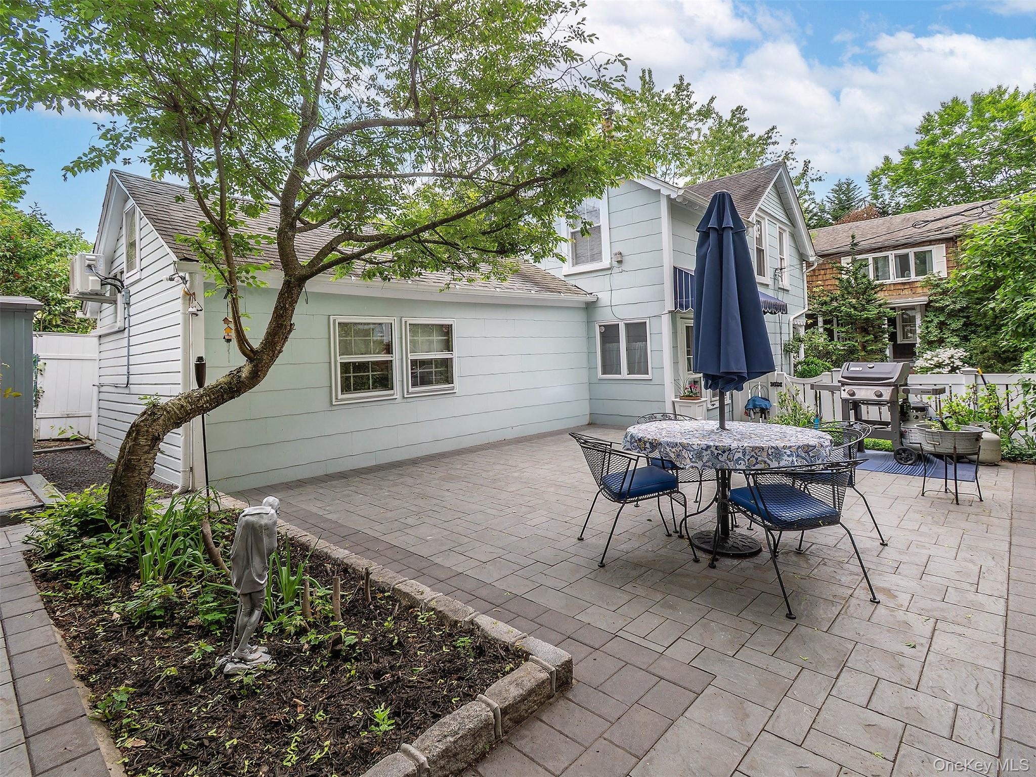  24 Maple Avenue, Sea Cliff, NY, 11579 - 物件實景