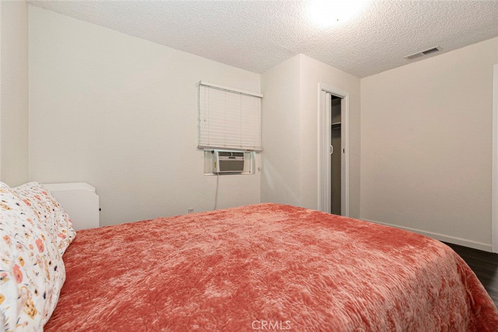 Sylmar, California, 91342, United States, 2 Bedrooms Bedrooms, ,1 BathroomBathrooms,Residential,For Sale,1960749