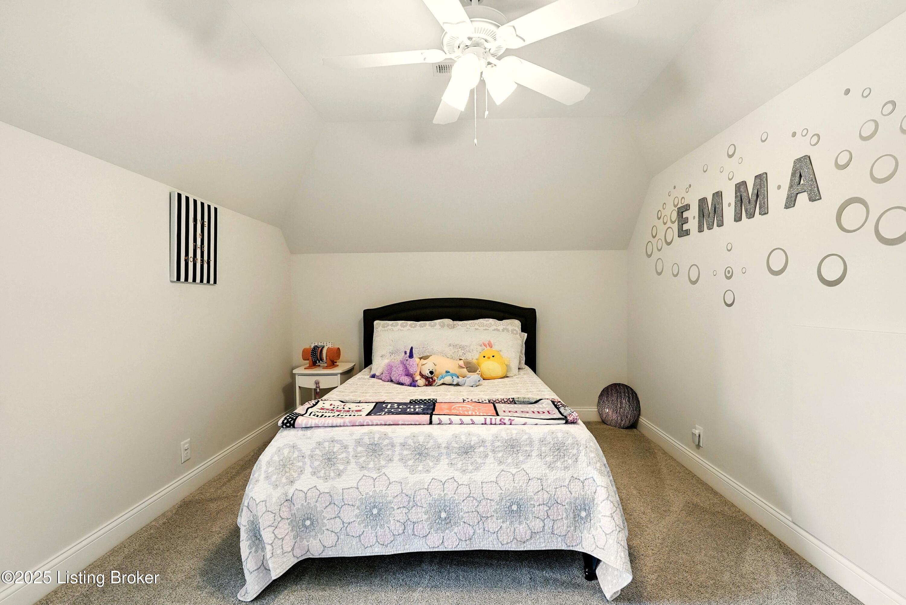 Crestwood, Kentucky, 40014, United States, 5 Bedrooms Bedrooms, ,4 BathroomsBathrooms,Residential,For Sale,1903606
