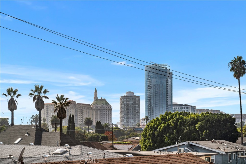 Long Beach, California, 90802, United States, 2 Bedrooms Bedrooms, ,2 BathroomsBathrooms,Residential,For Sale,1991408