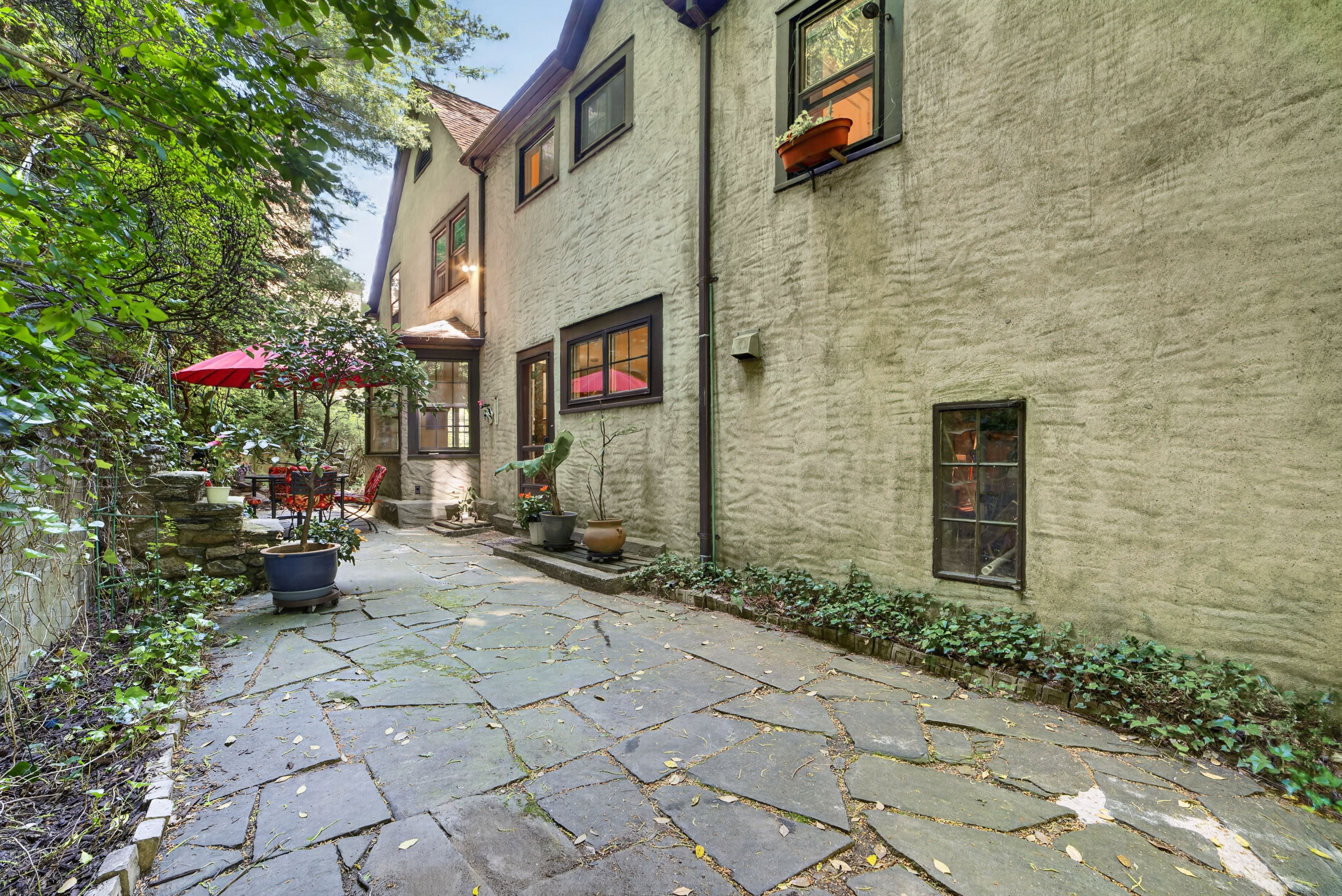  77 Edgemont Road - 物件實景