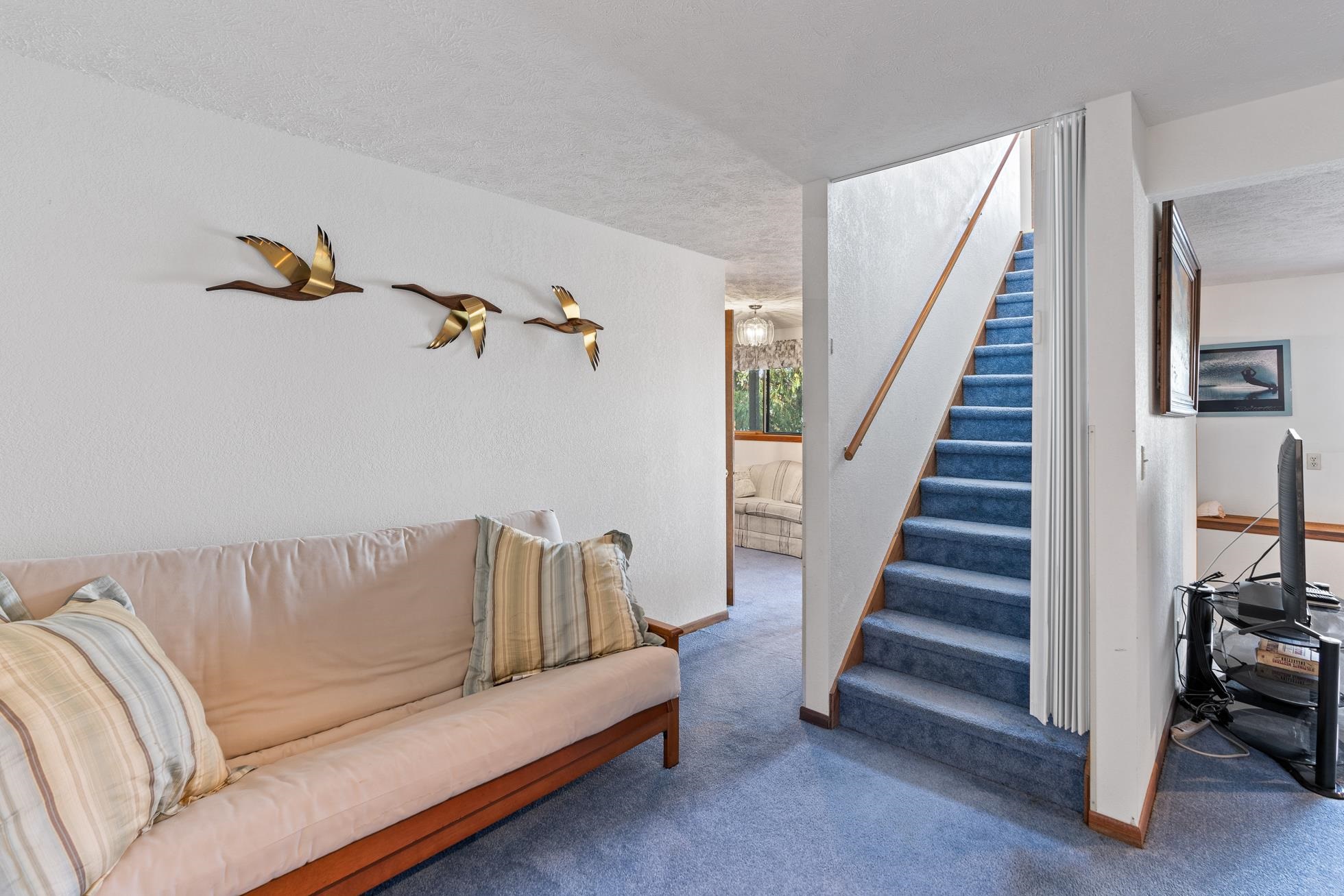 Newman Lake, Washington, 99025, United States, 3 Bedrooms Bedrooms, ,1 BathroomBathrooms,Residential,For Sale,1979183