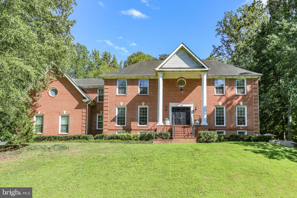 Fredericksburg, Virginia, 22407, United States, 5 Bedrooms Bedrooms, ,5 BathroomsBathrooms,Residential,For Sale,1927805
