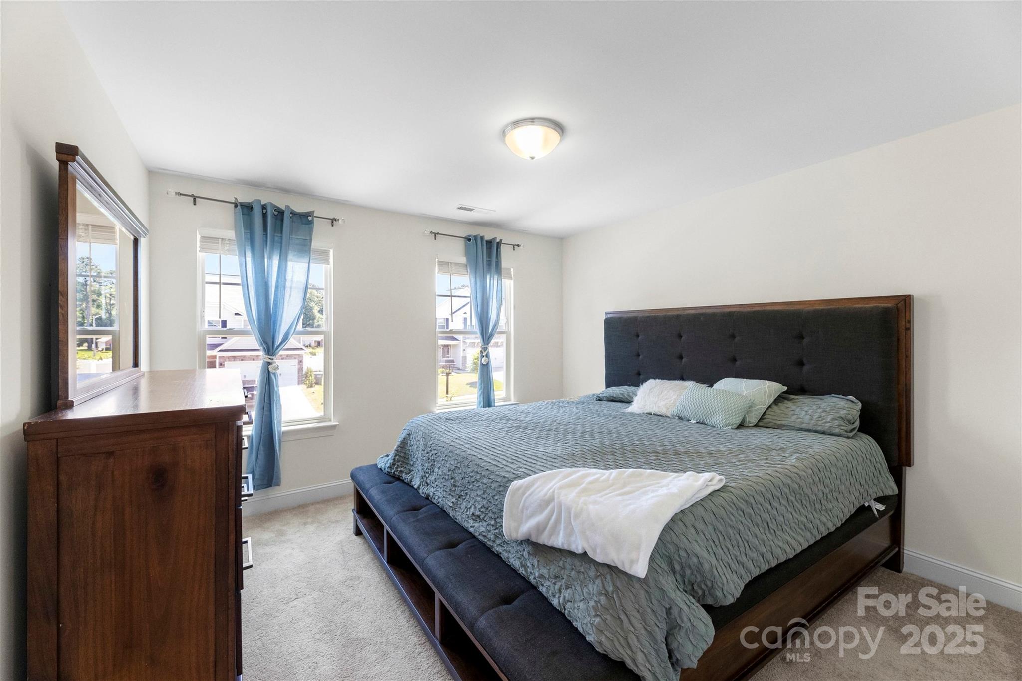 Gastonia, North Carolina, 28054, United States, 4 Bedrooms Bedrooms, ,3 BathroomsBathrooms,Residential,For Sale,1857176