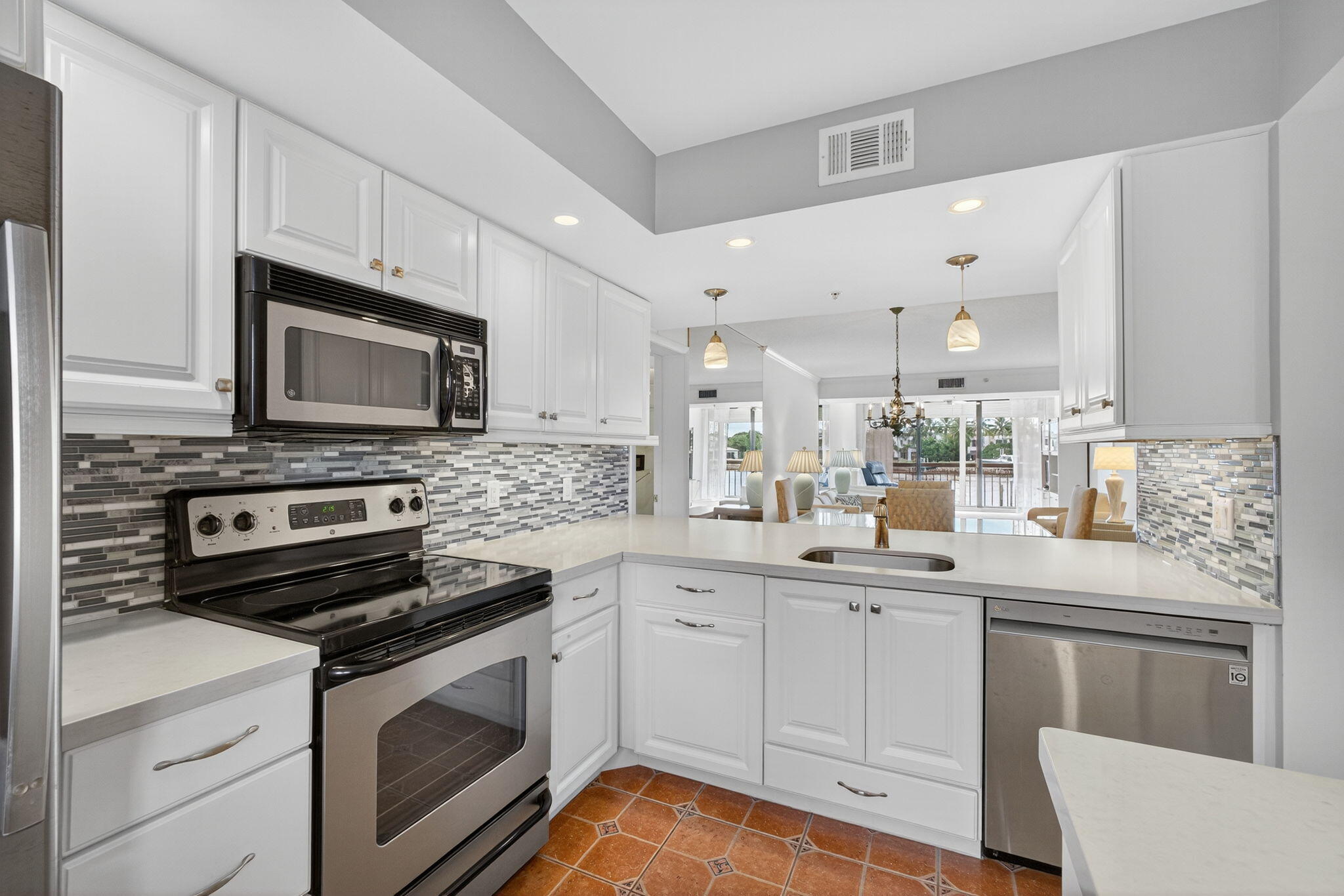 Jupiter, Florida, 33477, United States, 2 Bedrooms Bedrooms, ,2 BathroomsBathrooms,Residential,For Sale,1989274