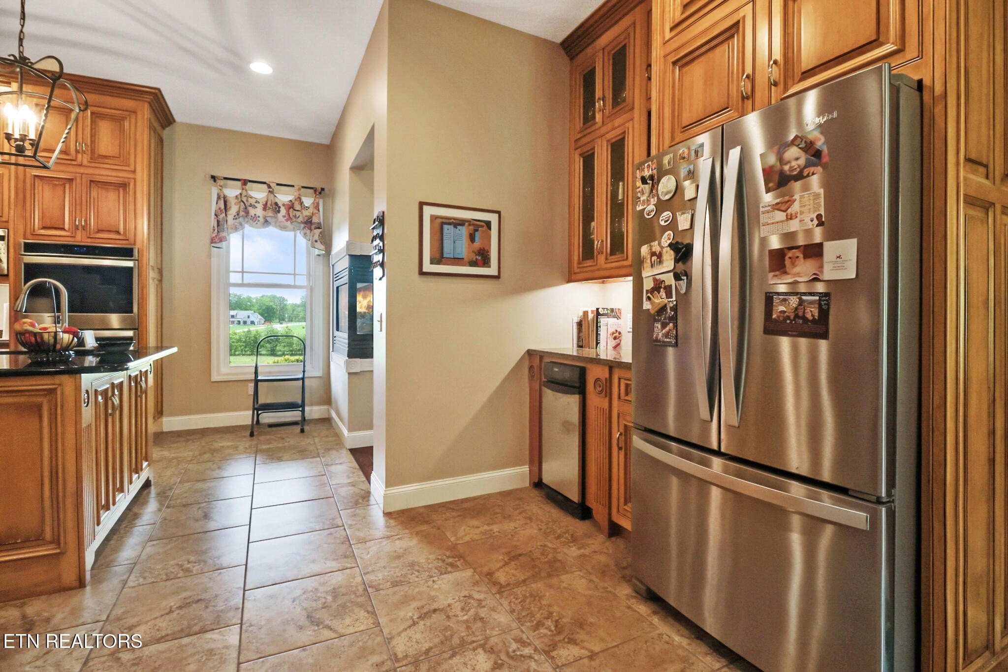 Crossville, Tennessee, 38555, United States, 3 Bedrooms Bedrooms, ,4 BathroomsBathrooms,Residential,For Sale,1977944