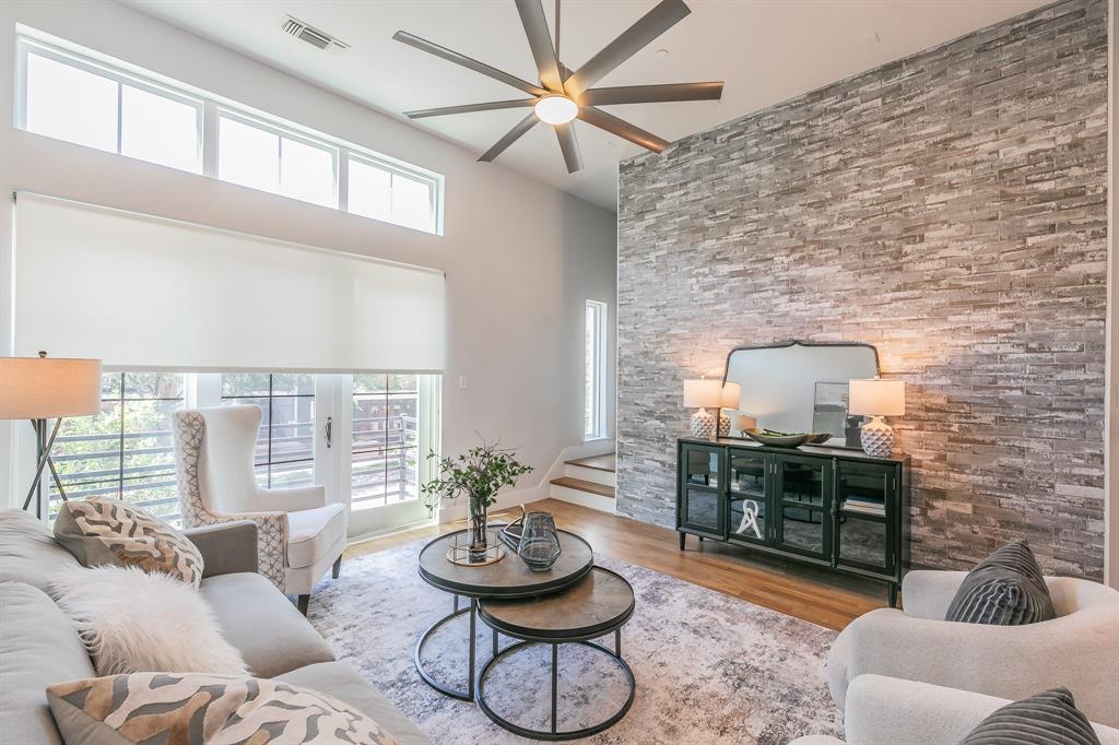 Dallas, Texas, 75204, United States, 3 Bedrooms Bedrooms, ,4 BathroomsBathrooms,Residential,For Sale,1848953