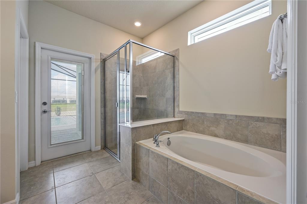 Davenport, Florida, 33897, United States, 9 Bedrooms Bedrooms, ,8 BathroomsBathrooms,Residential,For Sale,1964682