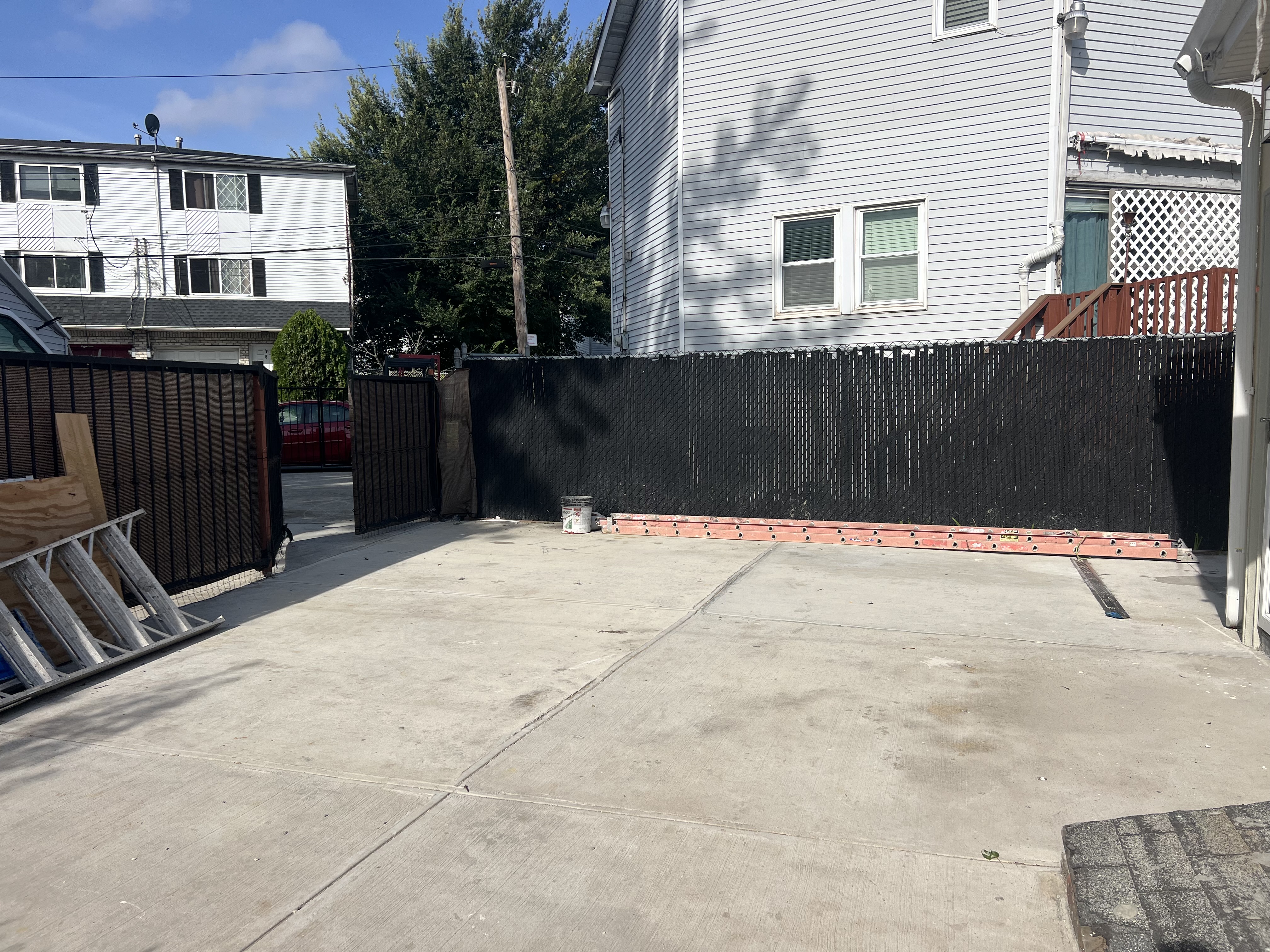 Staten Island, New York, 10303, United States, 2 Bedrooms Bedrooms, ,1 BathroomBathrooms,Residential,For Sale,1977453