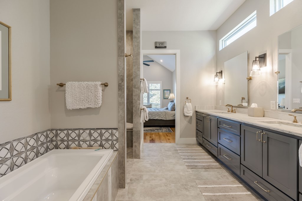 3308 Shelton Dr, Kerrville, Texas, 78028, United States, 3 Bedrooms Bedrooms, ,3 BathroomsBathrooms,Residential,For Sale,3308 Shelton Dr,1448388