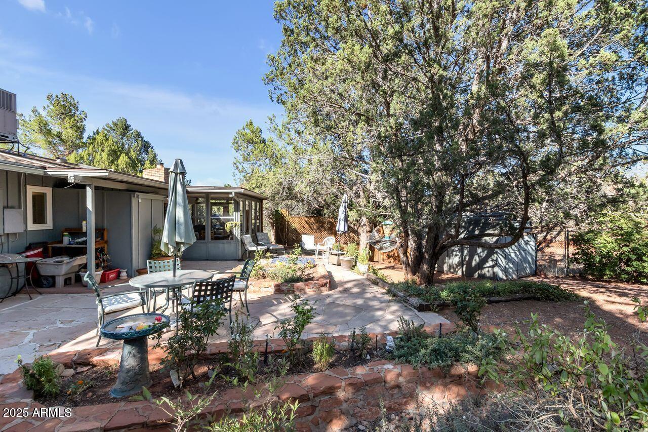 Sedona, Arizona, 86351, United States, 2 Bedrooms Bedrooms, ,Residential,For Sale,1951085