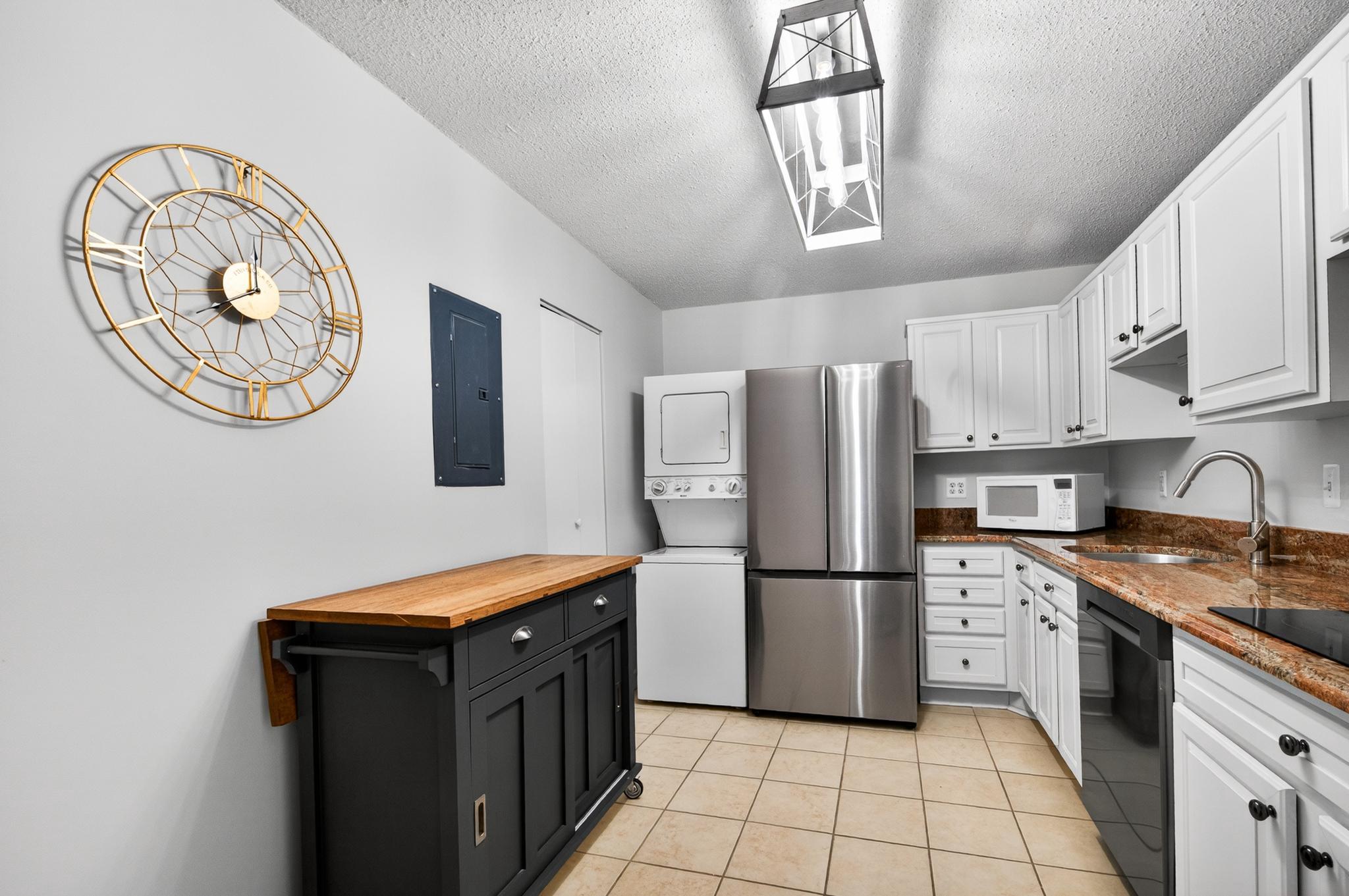  8380 Greensboro Drive, Mclean, VA, 22102 - 物件實景