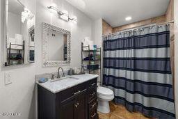 Palmdale, California, 93551, United States, 3 Bedrooms Bedrooms, ,2 BathroomsBathrooms,Residential,For Sale,2005345