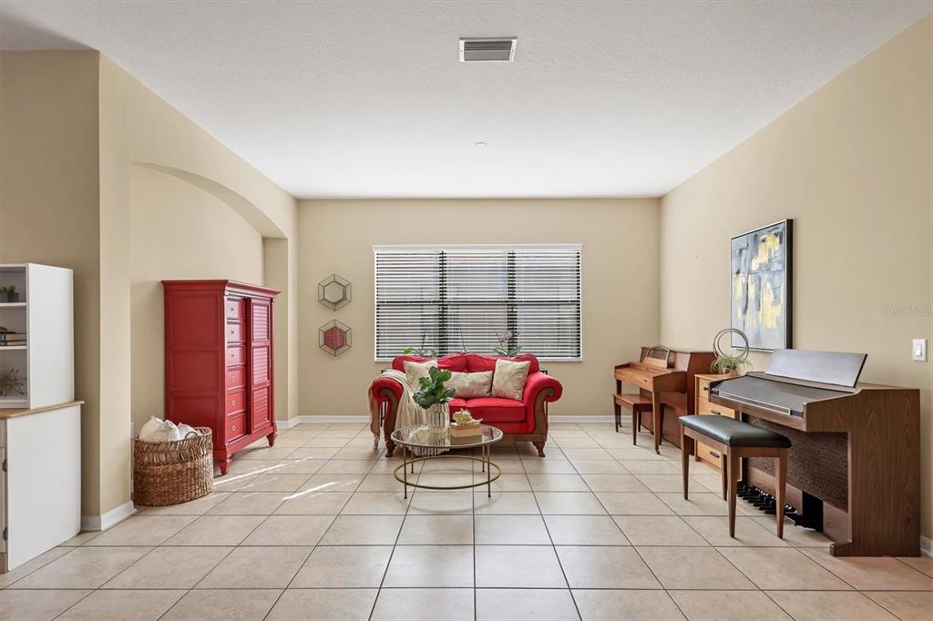 Palmetto, Florida, 34221, United States, 4 Bedrooms Bedrooms, ,3 BathroomsBathrooms,Residential,For Sale,1700640