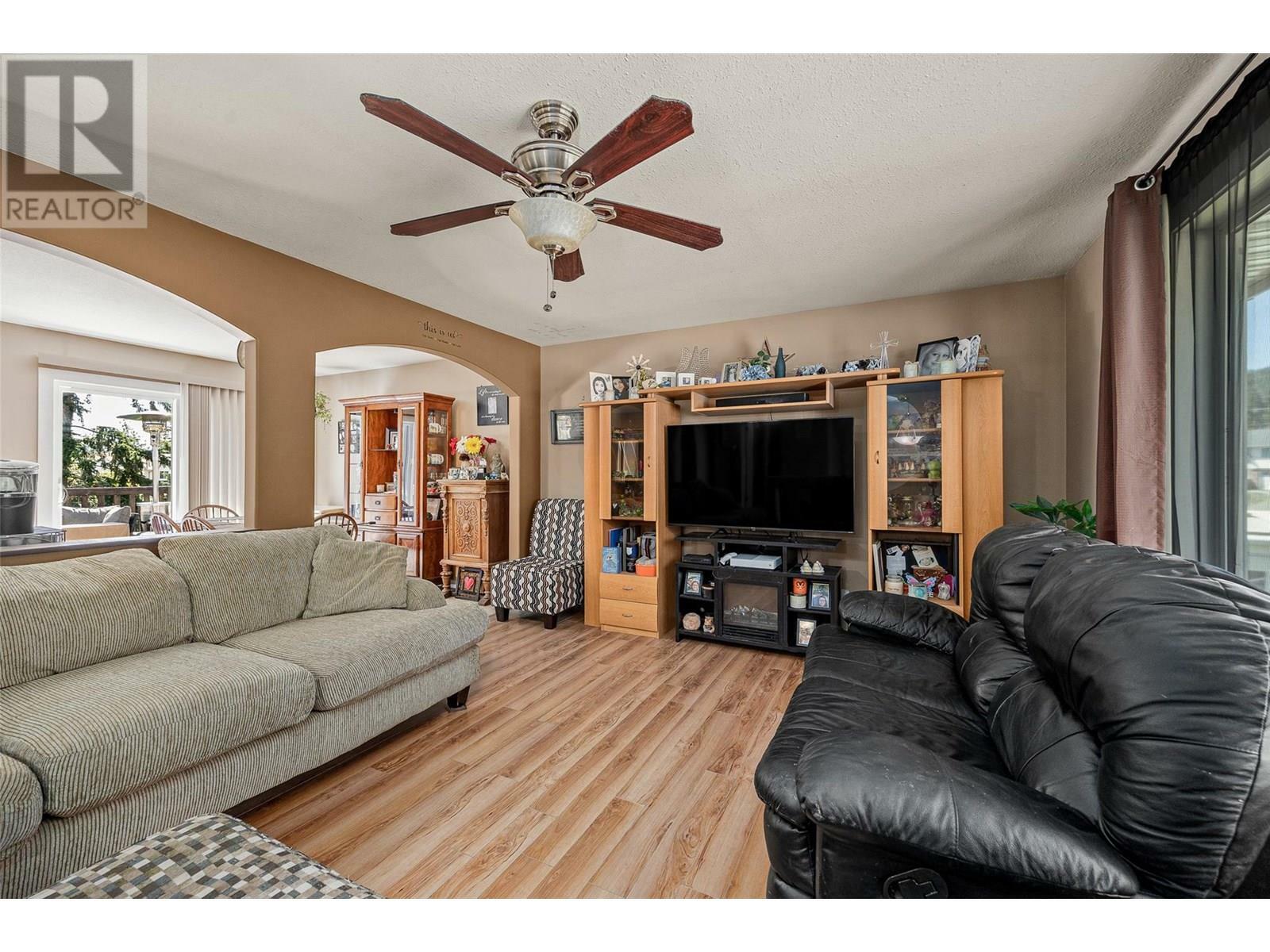WEST KELOWNA, British Columbia, V4T 1B8, CA, 3 Bedrooms Bedrooms, ,2 BathroomsBathrooms,Residential,For Sale,1859691