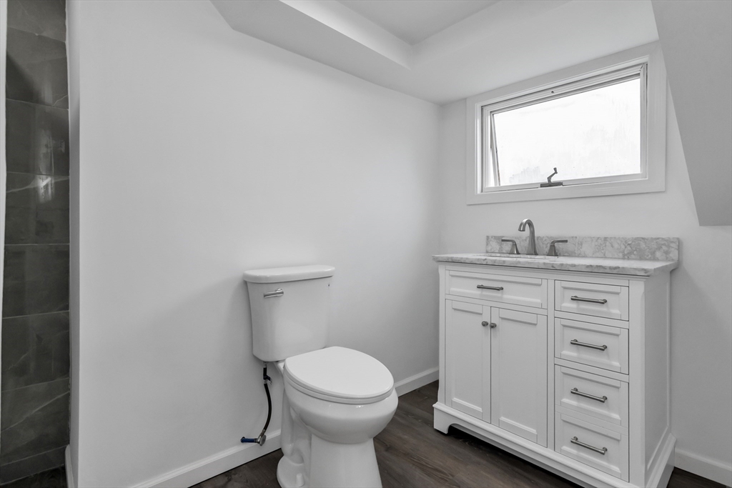 Methuen, Massachusetts, 01844, United States, 3 Bedrooms Bedrooms, ,3 BathroomsBathrooms,Residential,For Sale,1873675