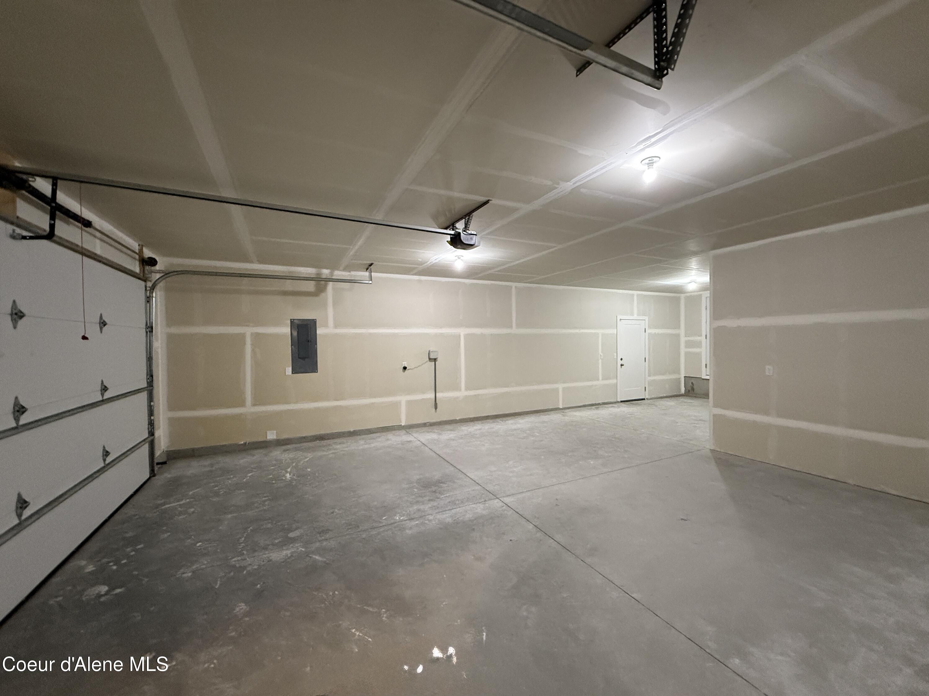 Post Falls, Idaho, 83854, United States, 4 Bedrooms Bedrooms, ,3 BathroomsBathrooms,Residential,For Sale,1927944