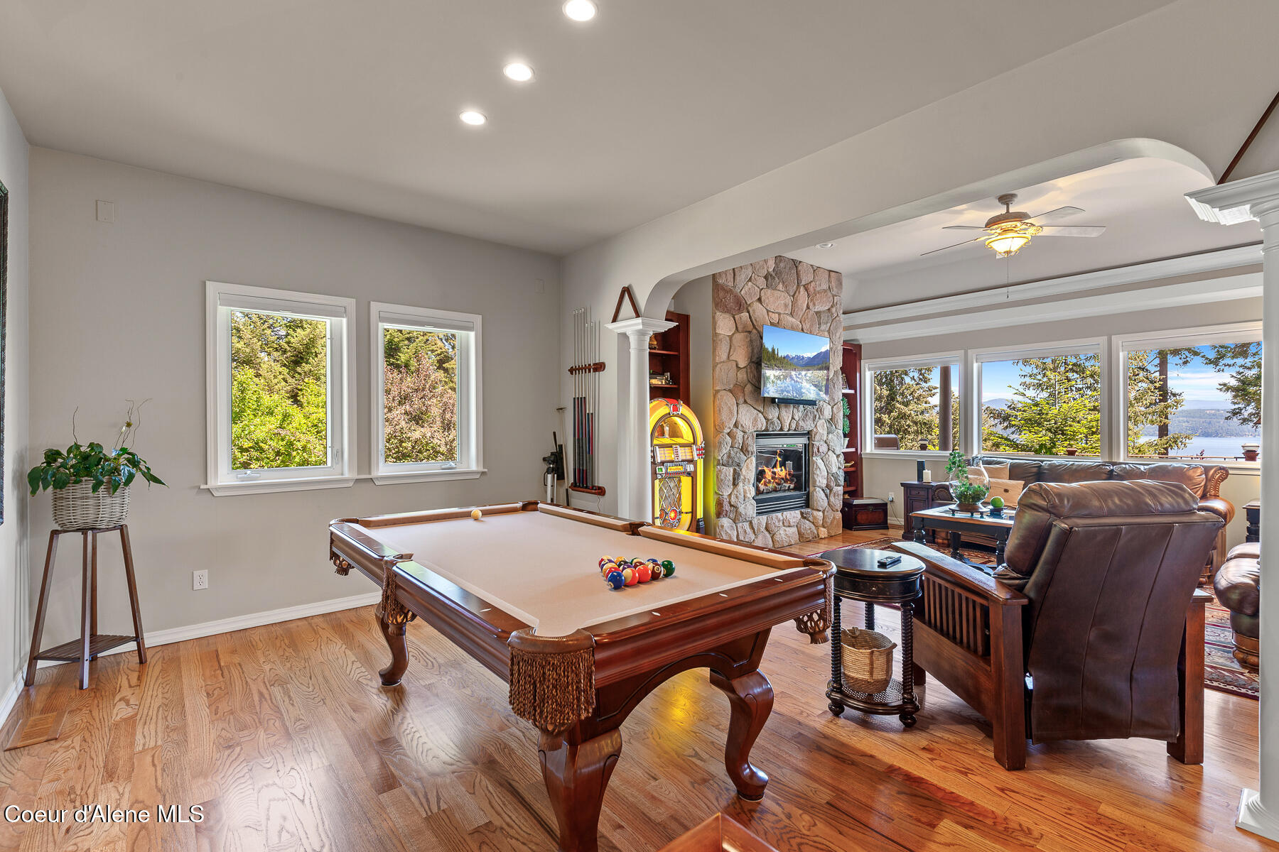 Coeur d'Alene, Idaho, 83814, United States, 4 Bedrooms Bedrooms, ,Residential,For Sale,2048588